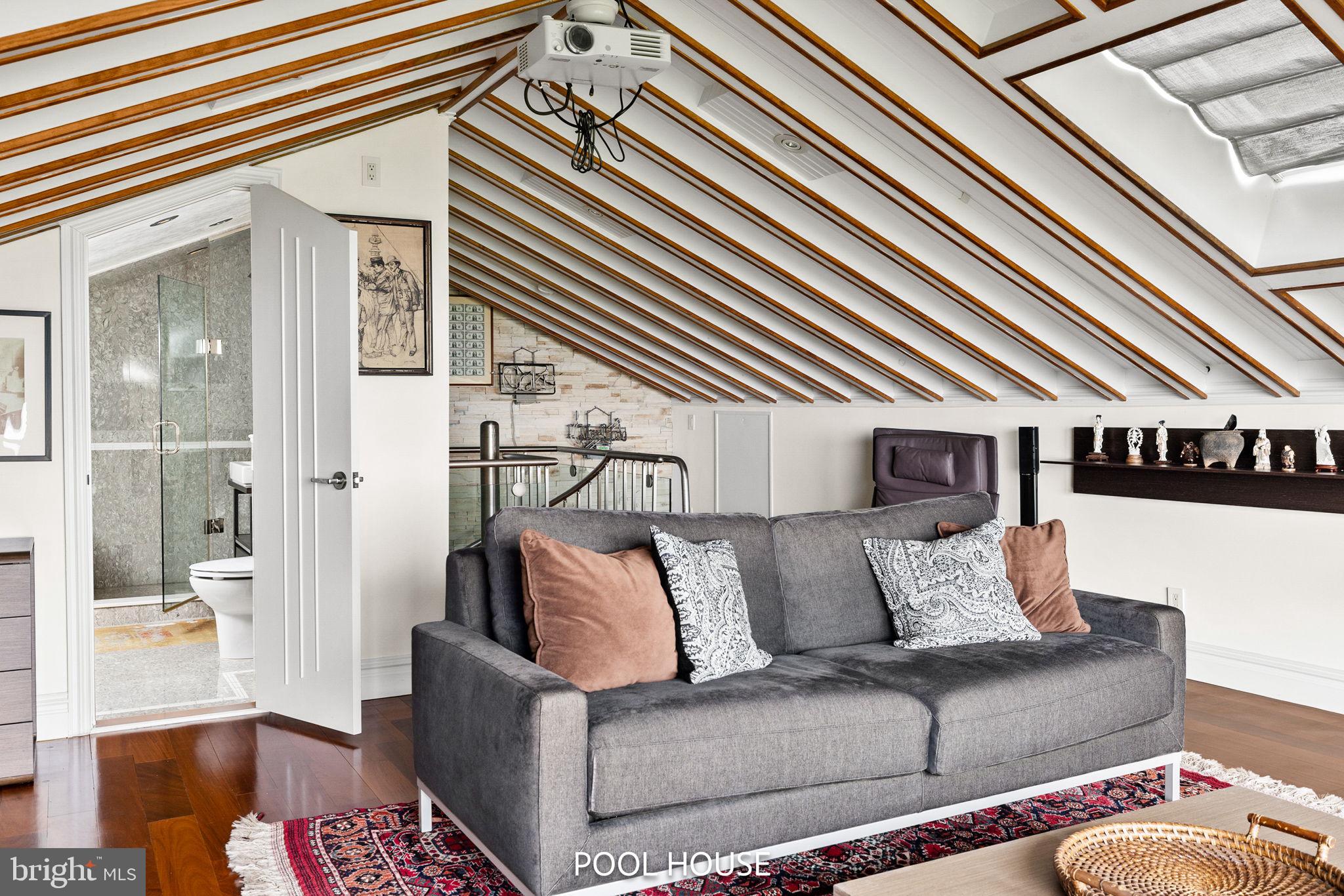 TANGLEWOOD - Residential