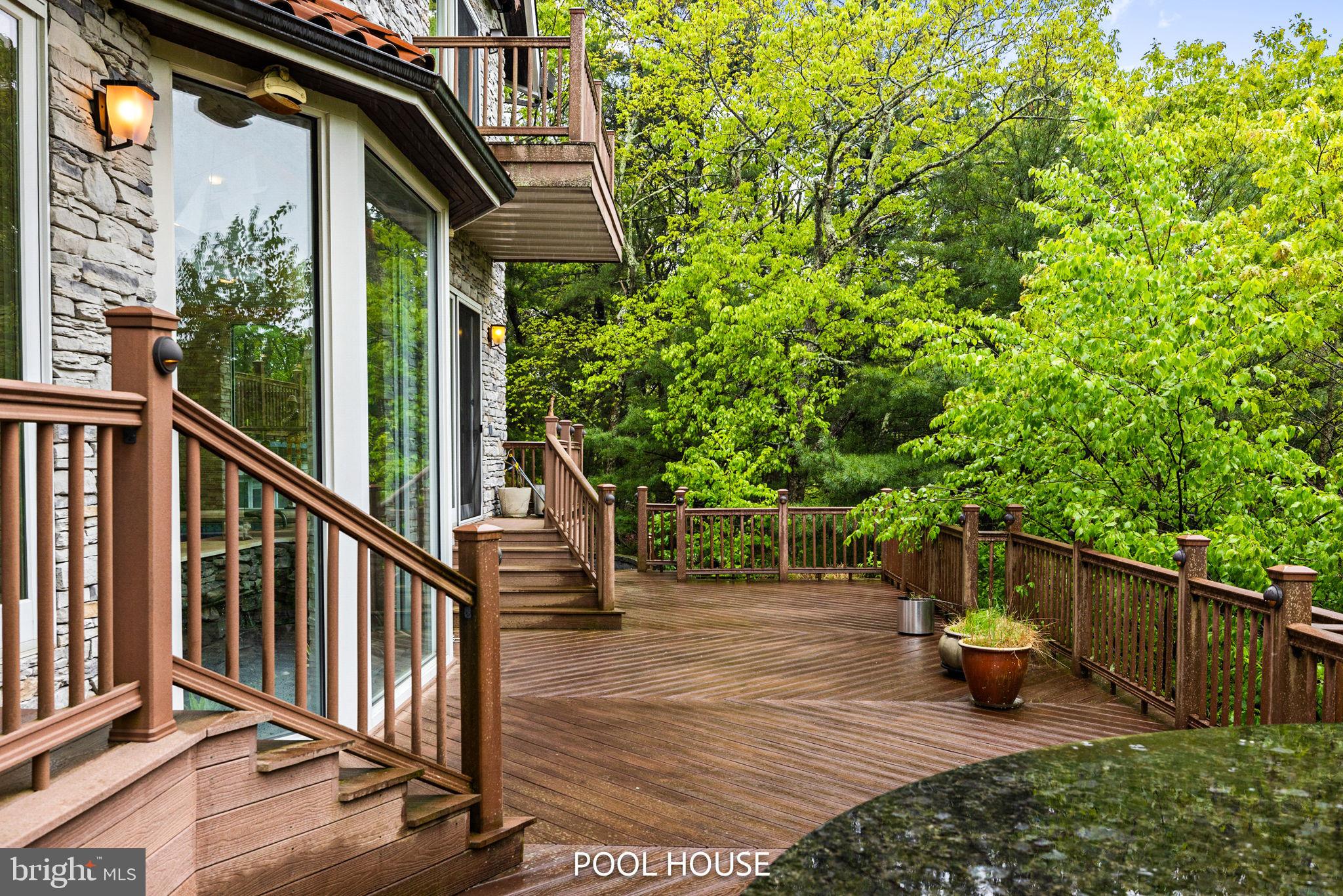 TANGLEWOOD - Residential