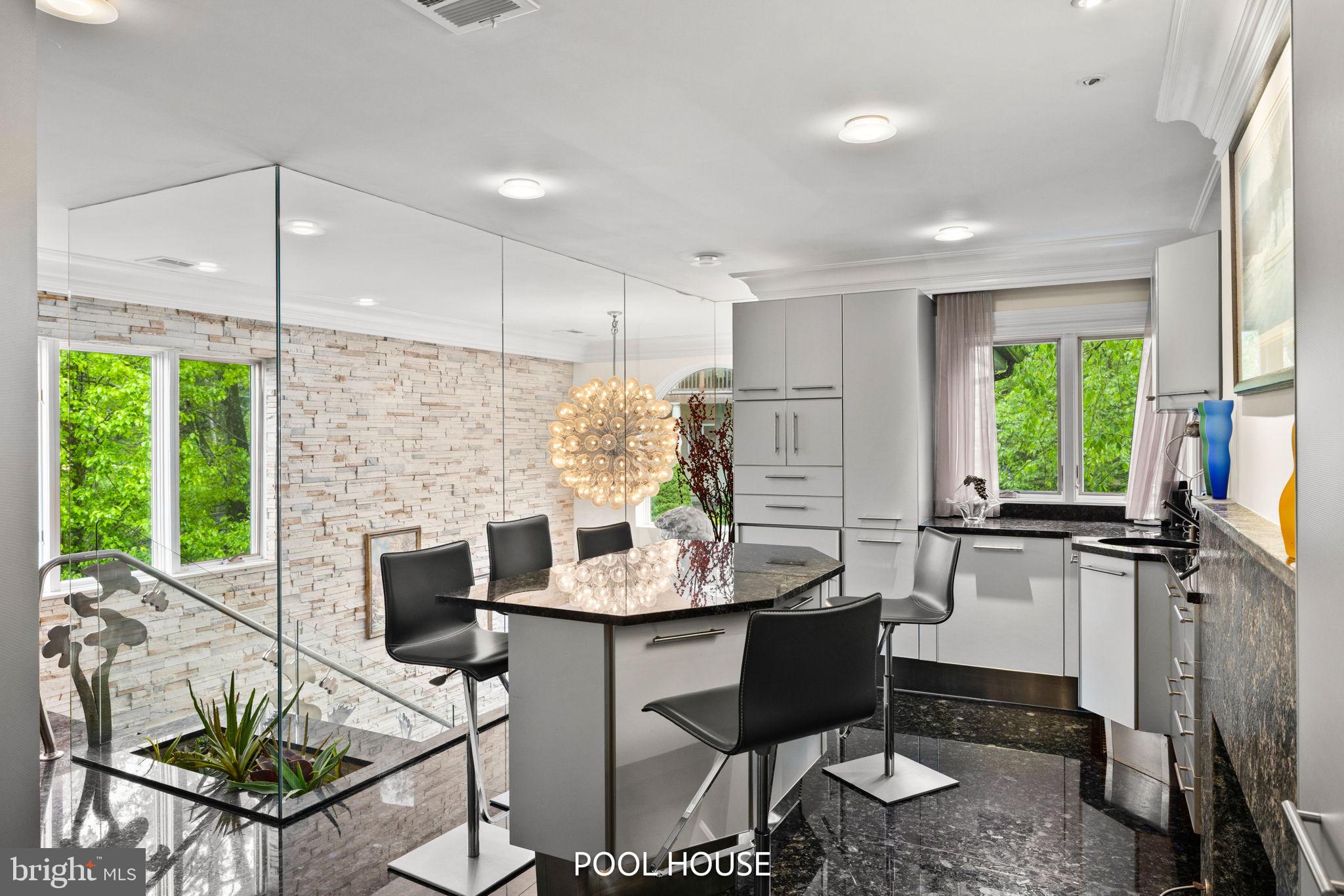 TANGLEWOOD - Residential