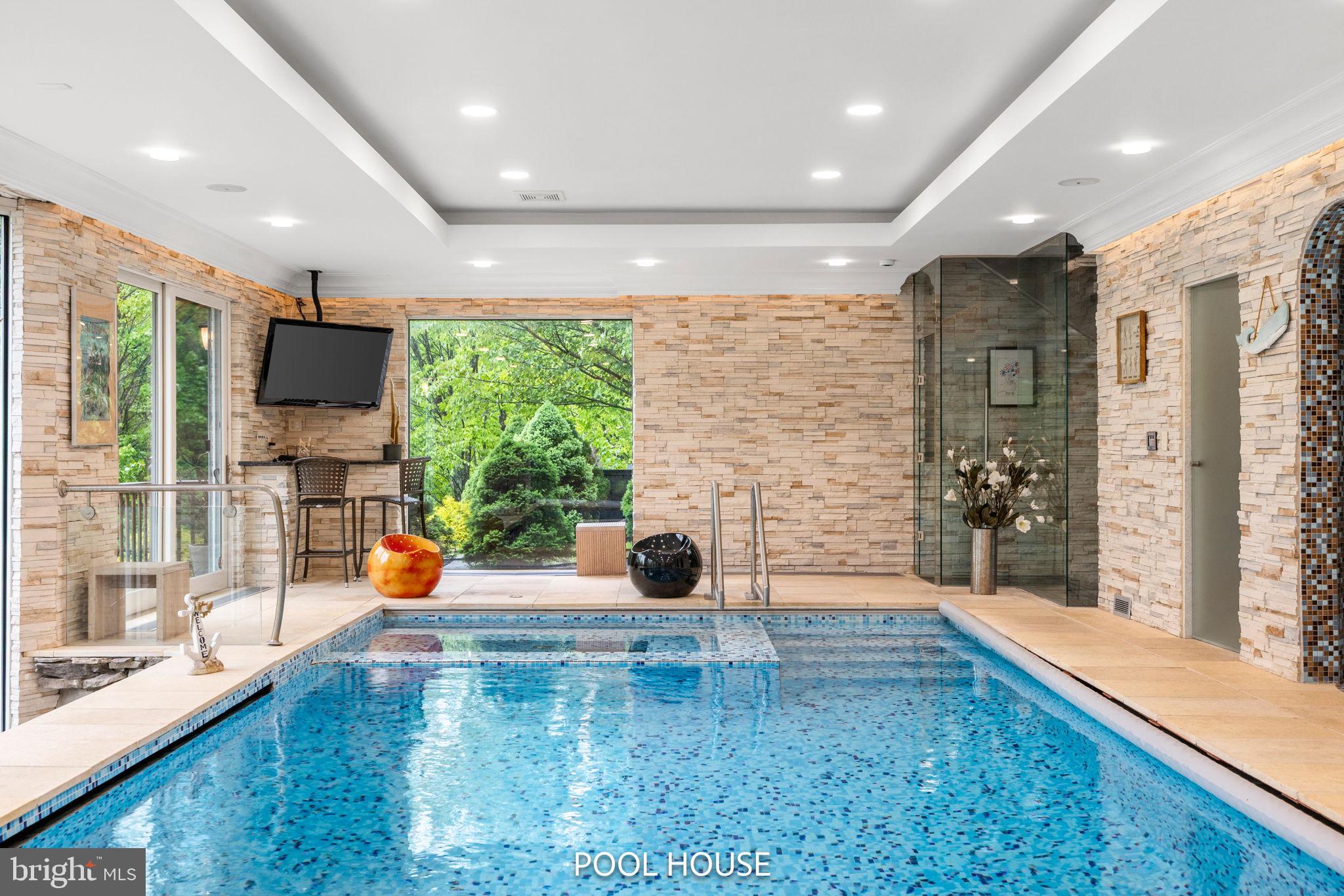 TANGLEWOOD - Residential