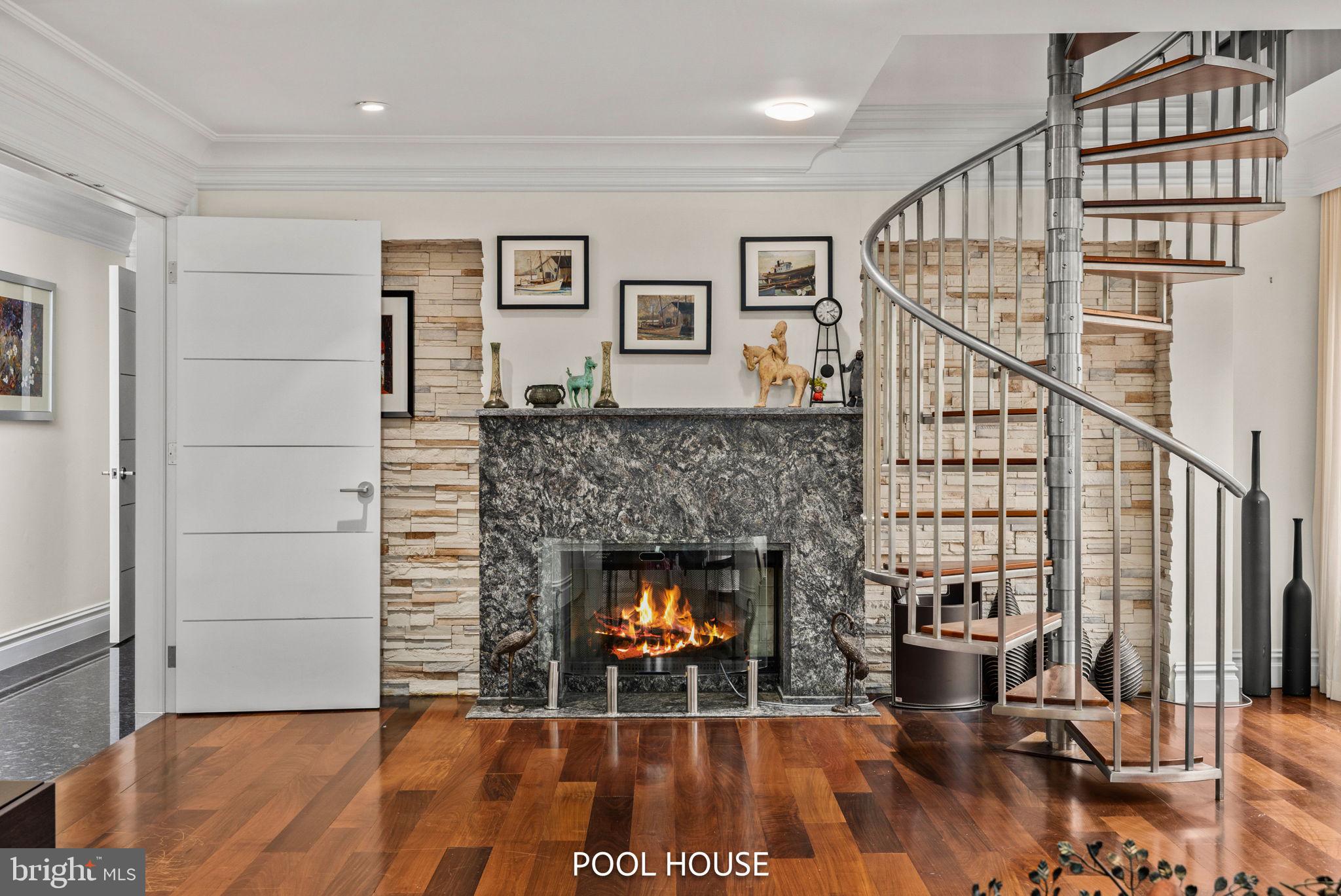 TANGLEWOOD - Residential