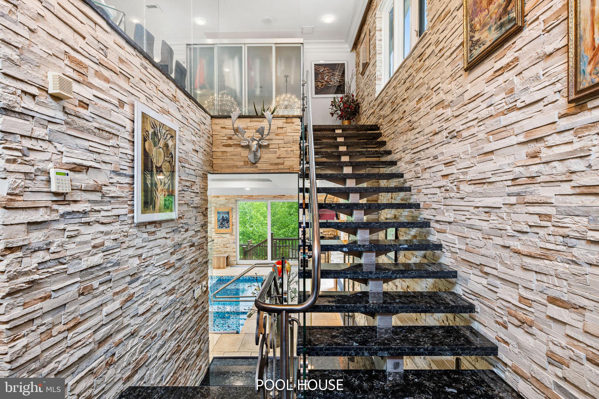 TANGLEWOOD - Residential