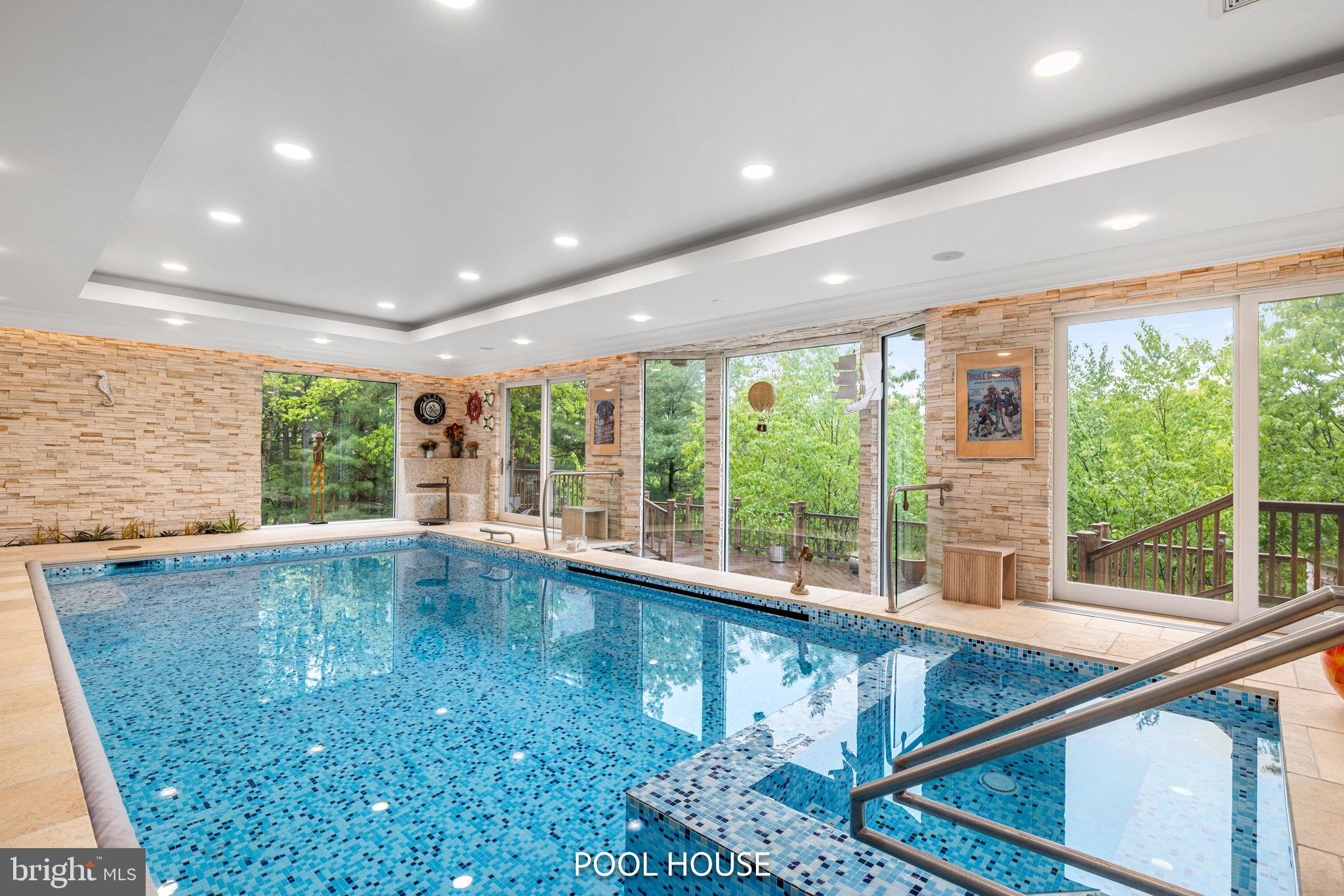 TANGLEWOOD - Residential