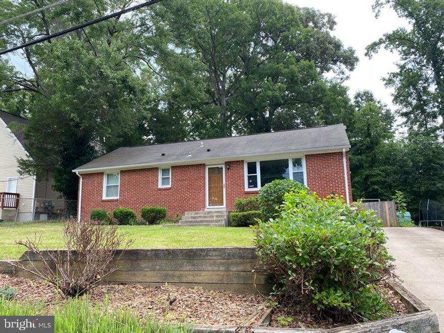 Spacious one level rambler! This home welcomes you at the driveway with rose and lily bushes that, if maintained, will produce flowers from Spring to Fall. Inside you’ll find wonderful hardwood floors throughout, recessed lighting, and large windows that provide plenty of light. Freshly painted from top to bottom. The updated kitchen features granite countertops, stainless steel appliances, and dining areas The backside of the home includes fenced yard and deck large. Minutes to Quantico Marine Base, and easy access to I95.