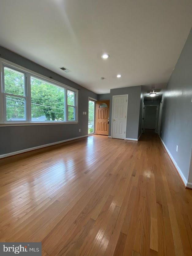 TRIANGLE - Residential Lease