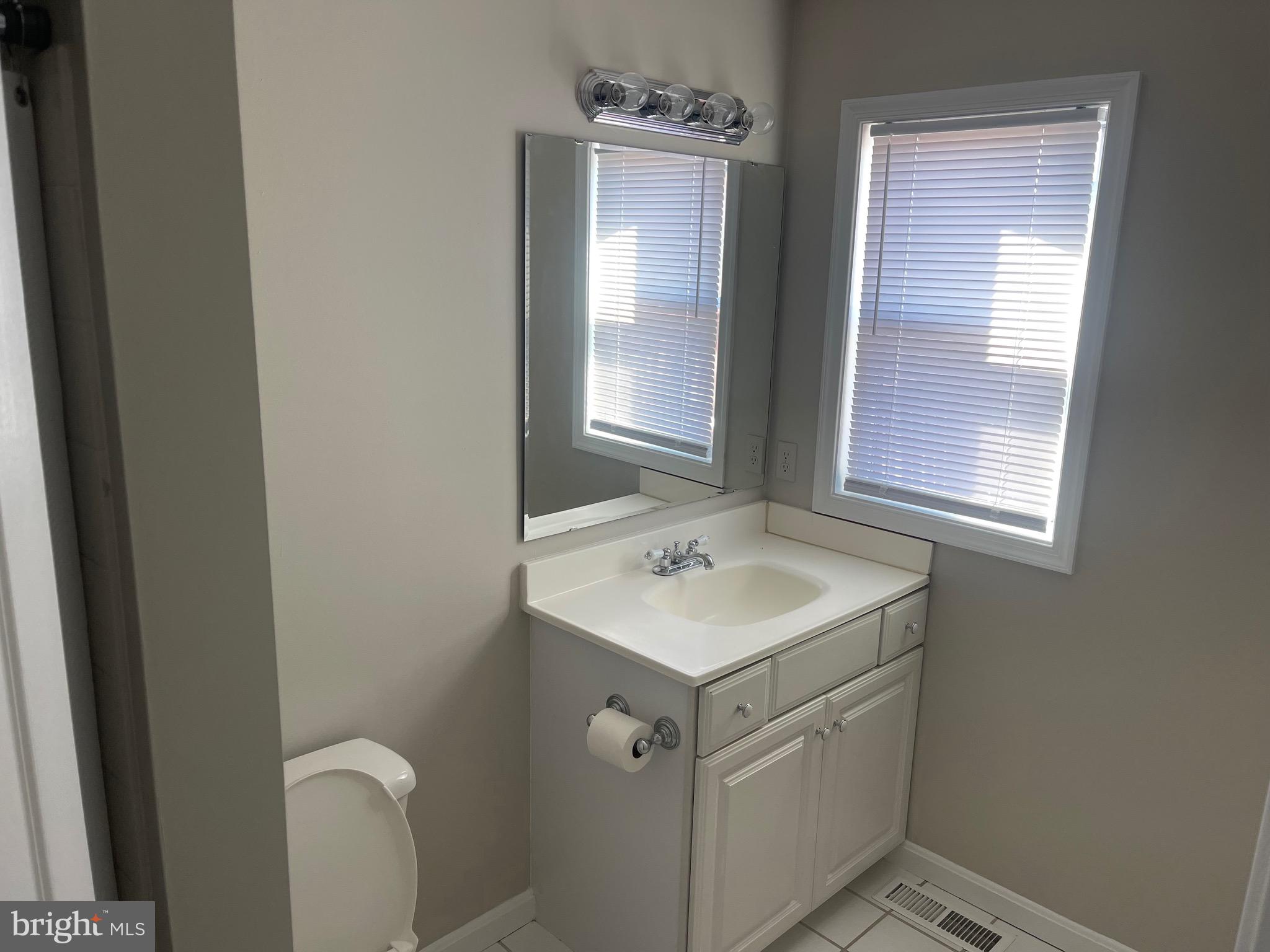 FEDERAL HILL HISTORIC DISTRICT - Residential Lease