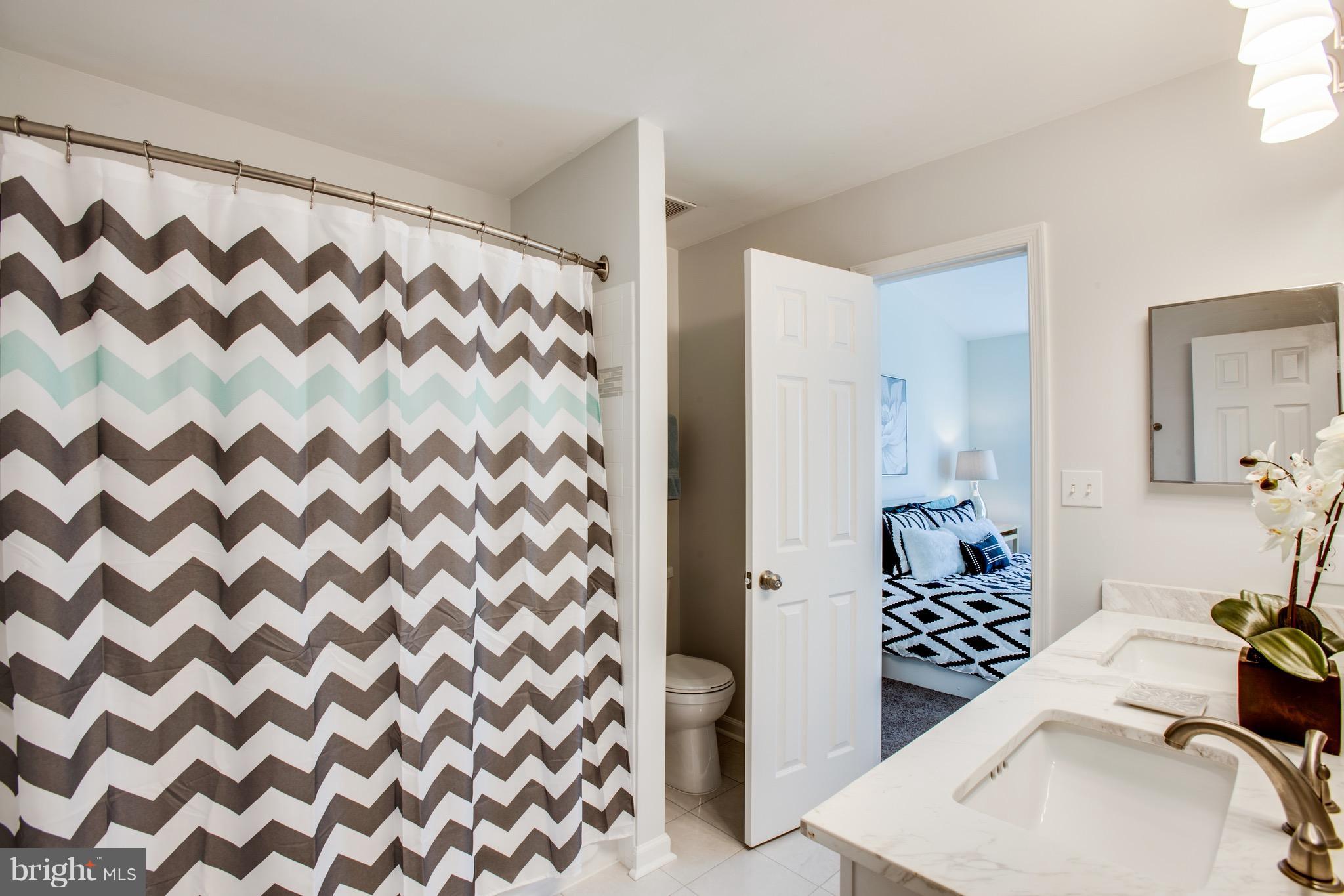 MONTCLAIR MEWS - Residential