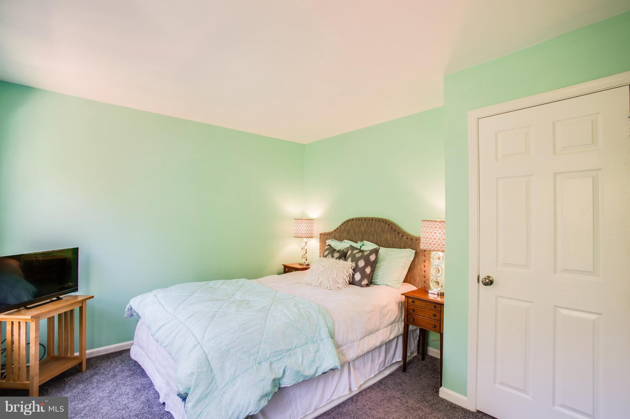 MONTCLAIR MEWS - Residential