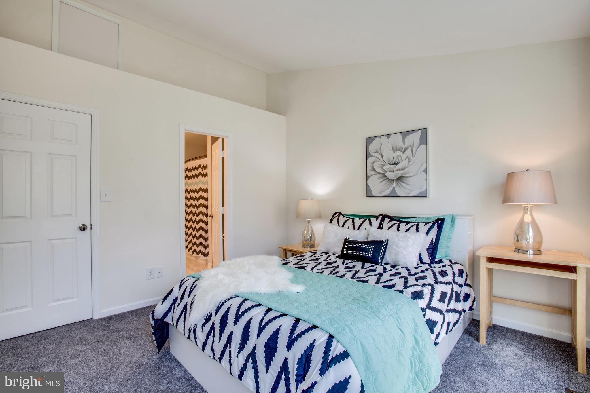 MONTCLAIR MEWS - Residential