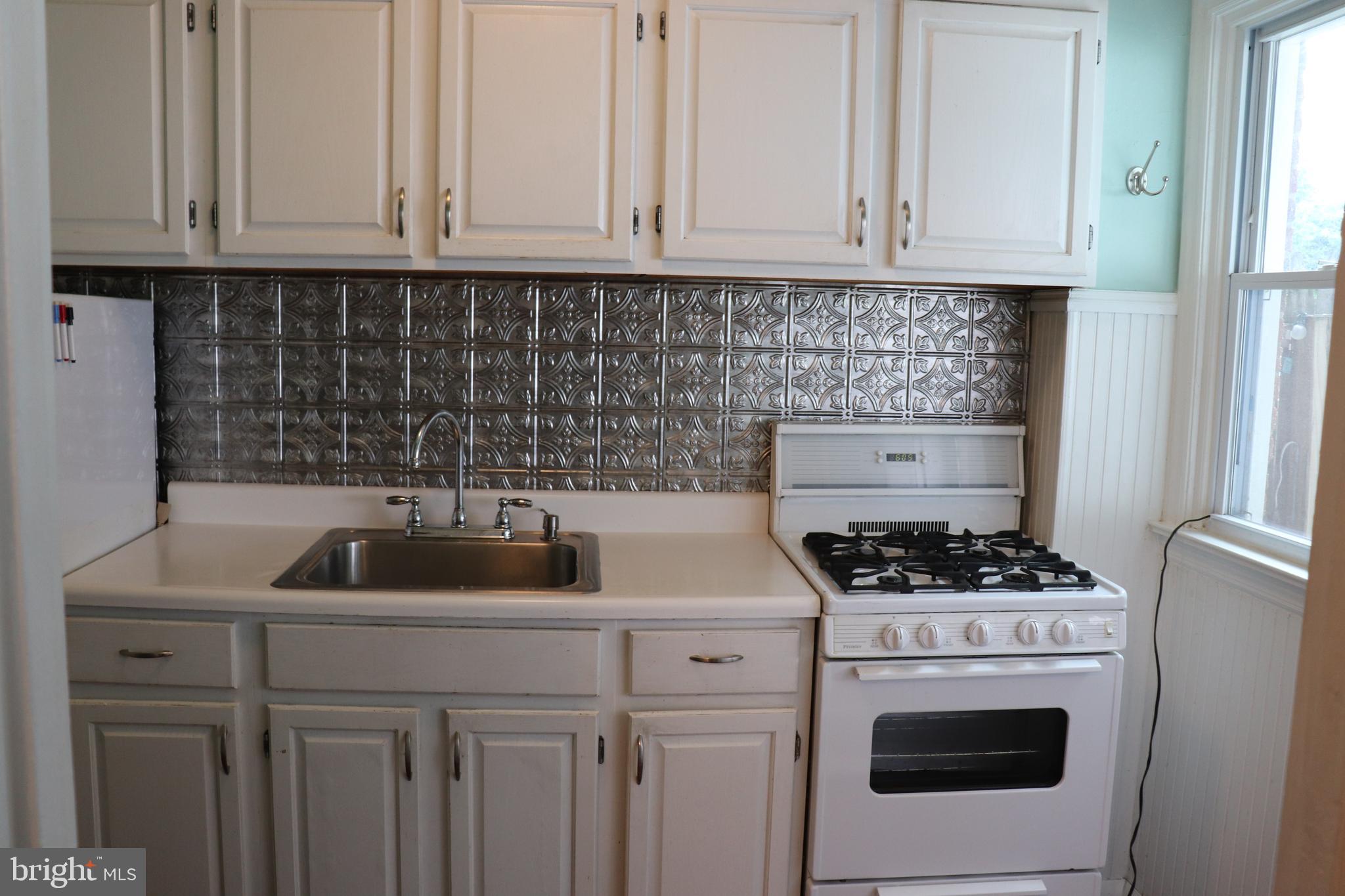 MANAYUNK - Residential Lease