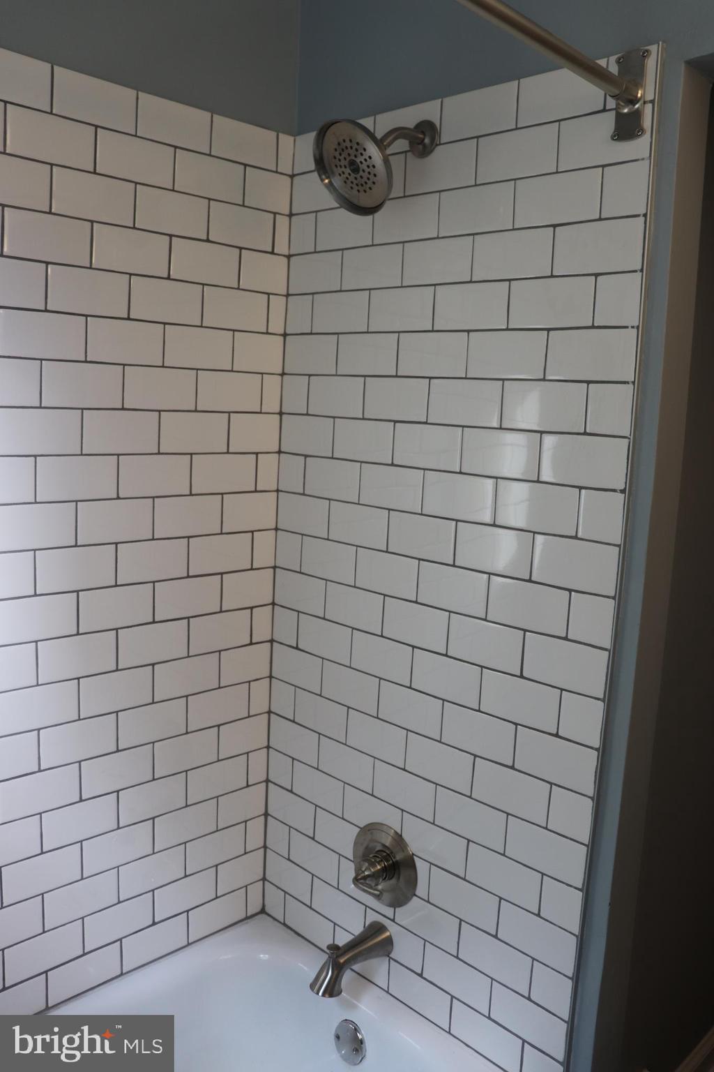 MANAYUNK - Residential Lease