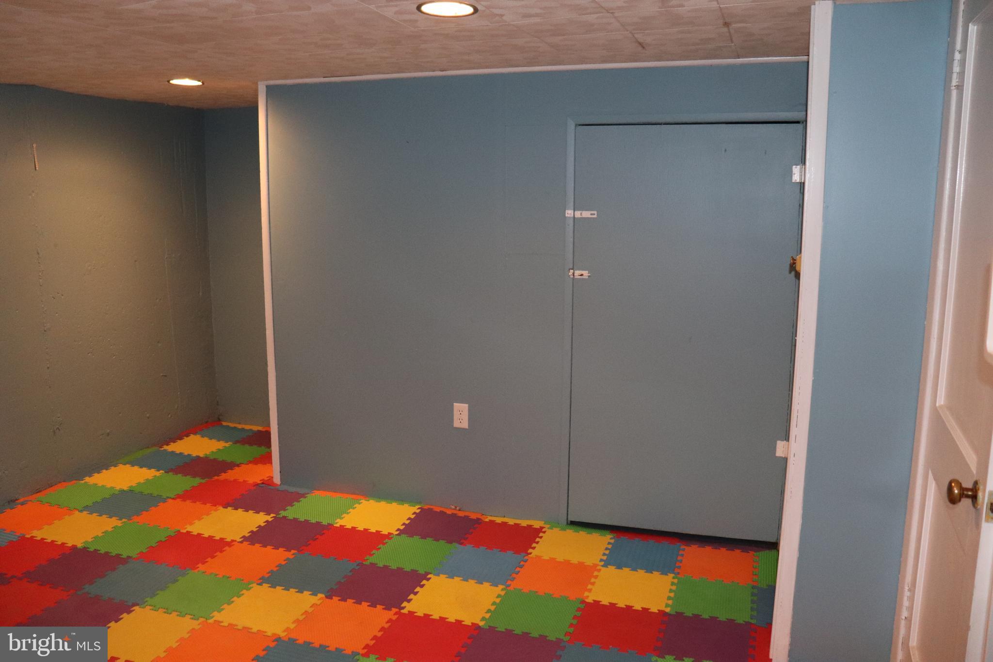 MANAYUNK - Residential Lease