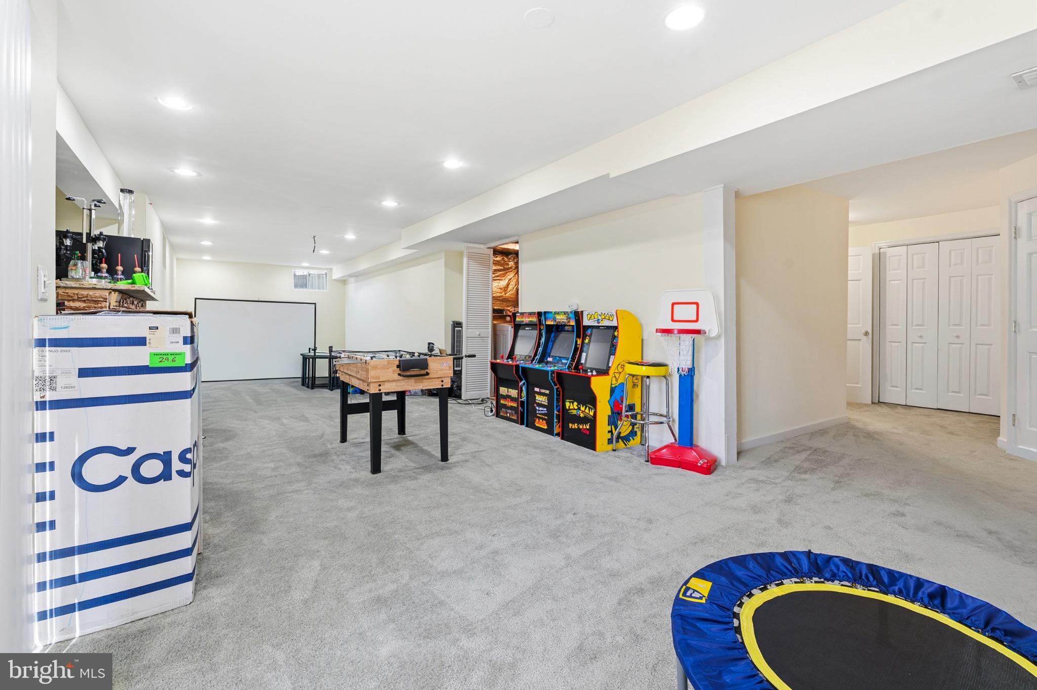 SOUTH HAMPTON SUB - Residential