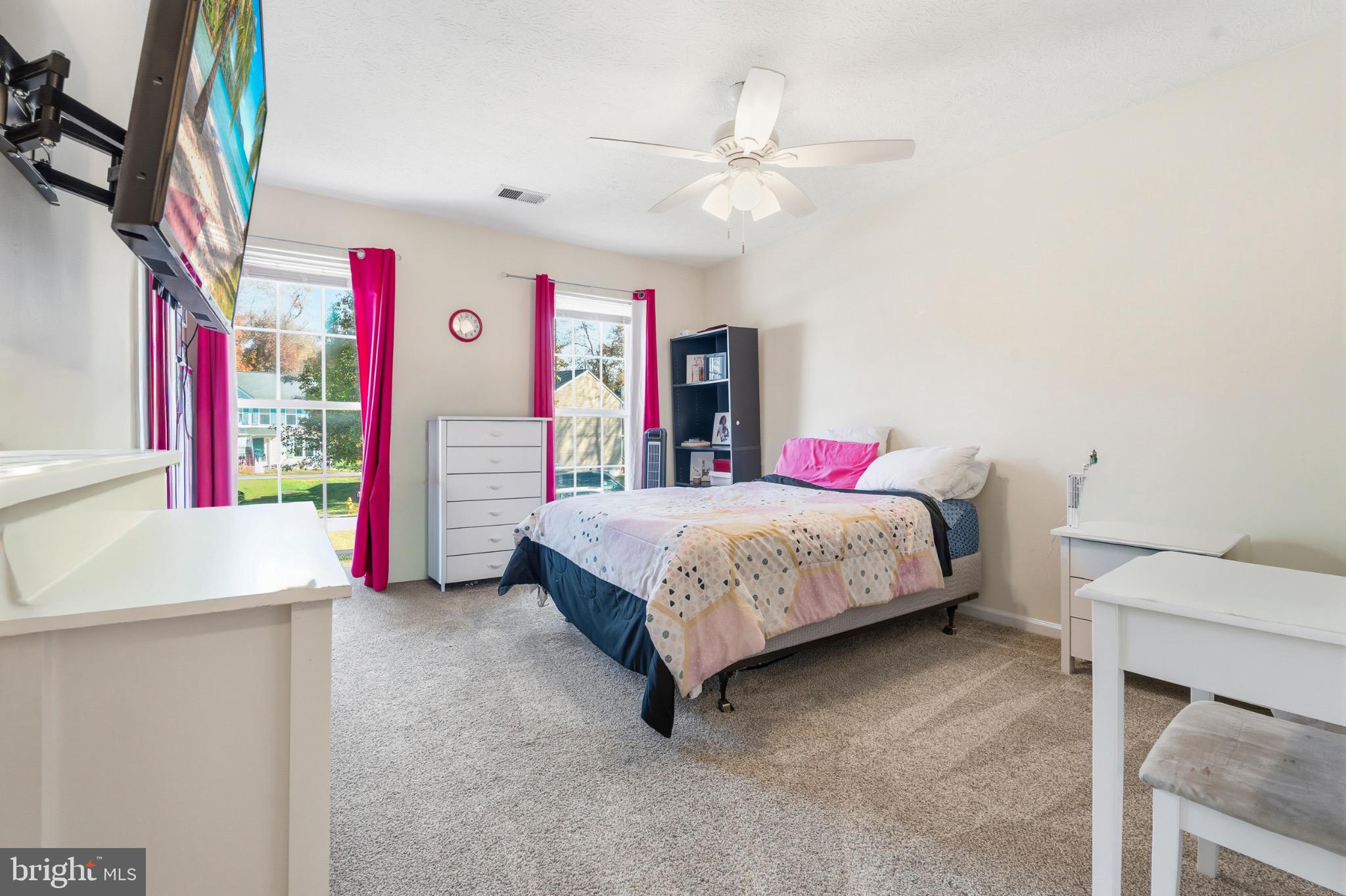 SOUTH HAMPTON SUB - Residential