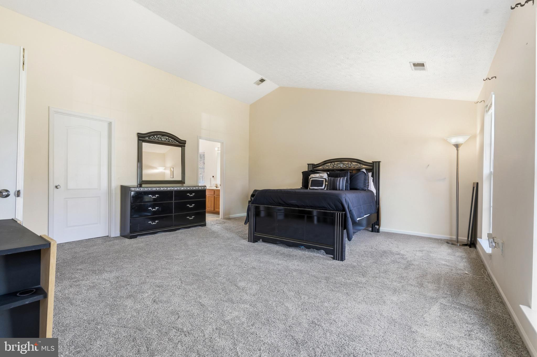 SOUTH HAMPTON SUB - Residential