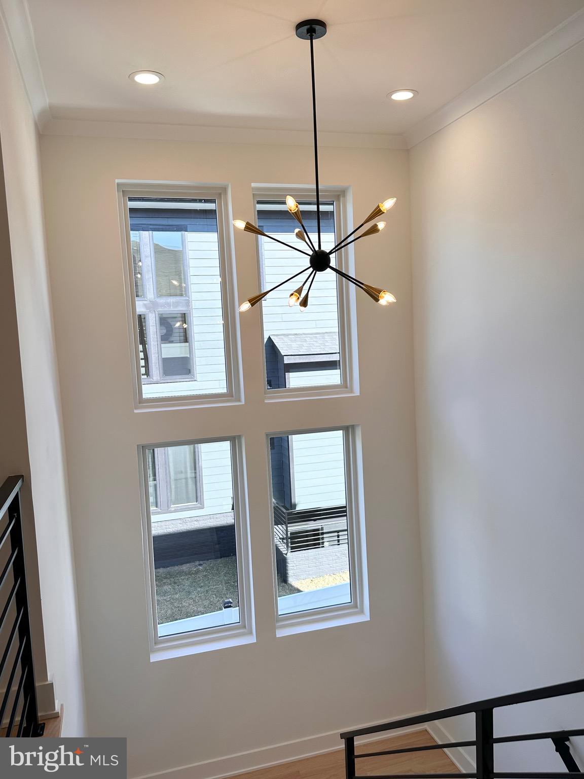 WOOD RUSSELL - Residential