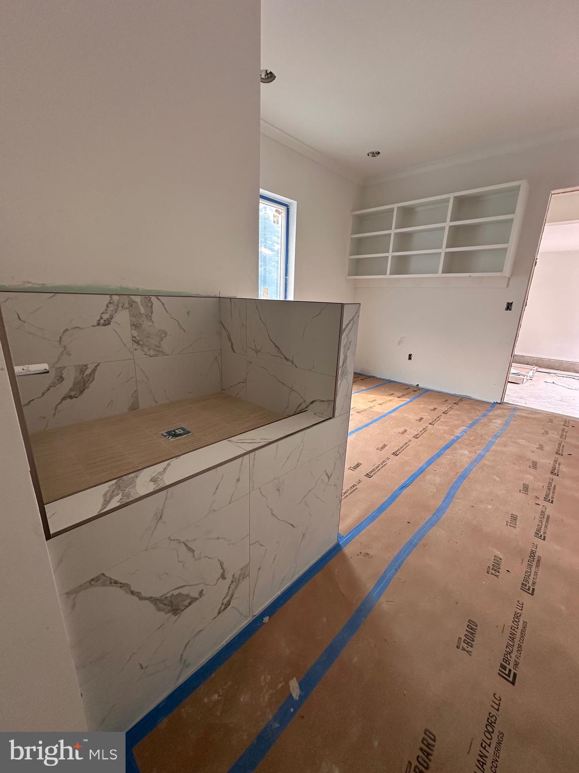 WOOD RUSSELL - Residential