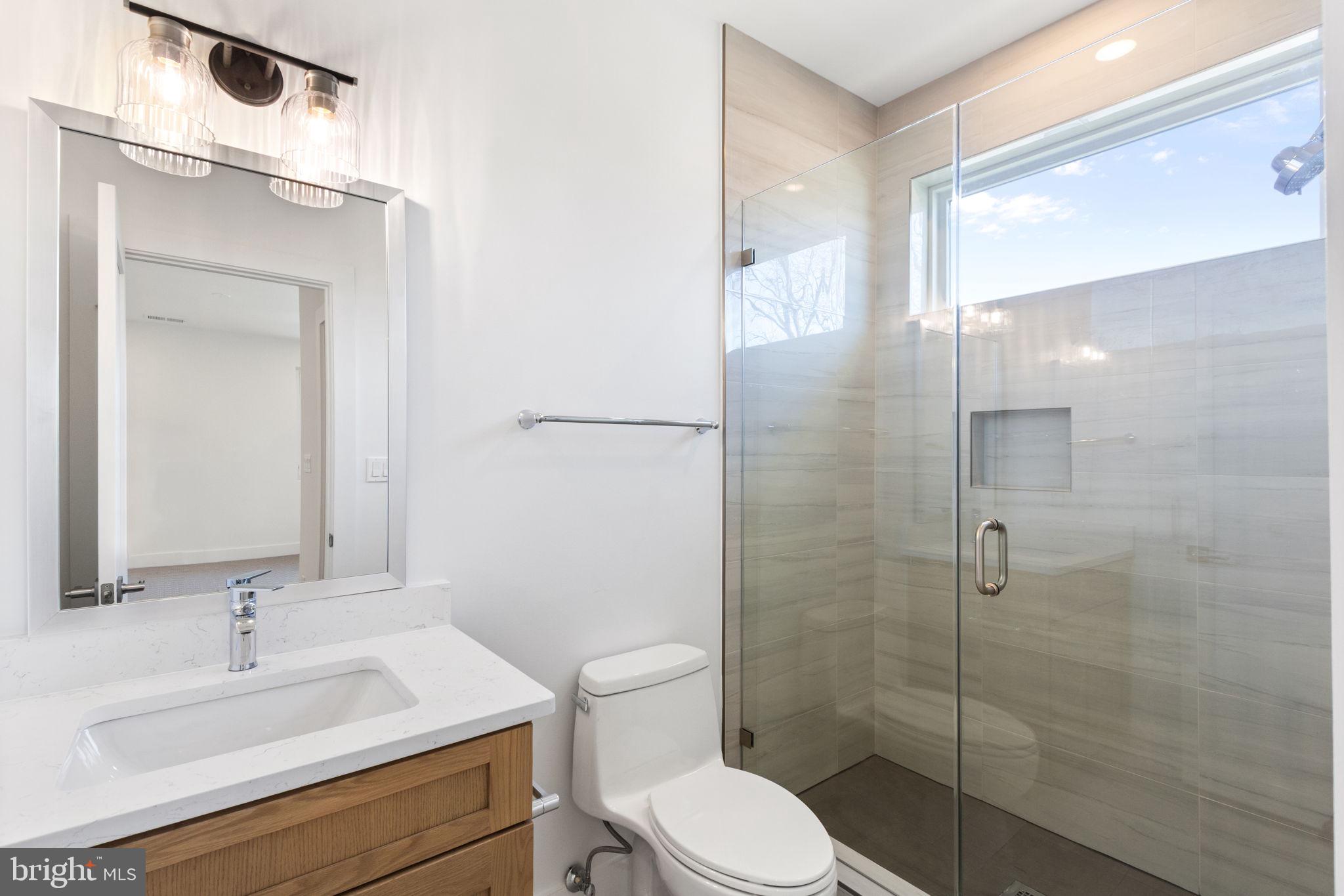 WOOD RUSSELL - Residential