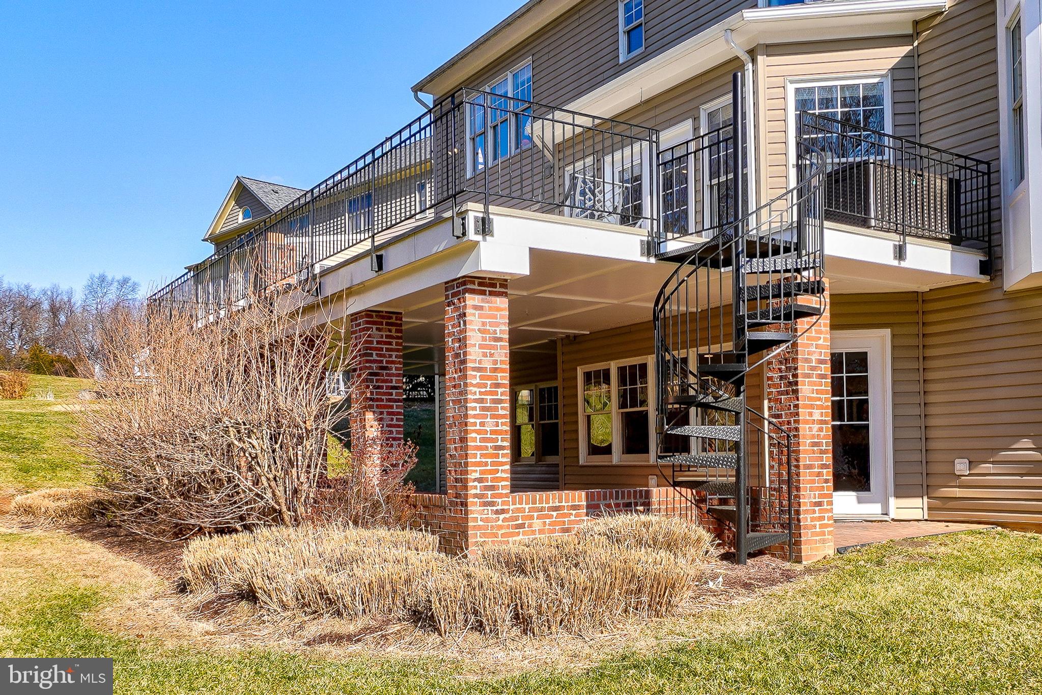 BROWNSTOWN ESTATES - Residential