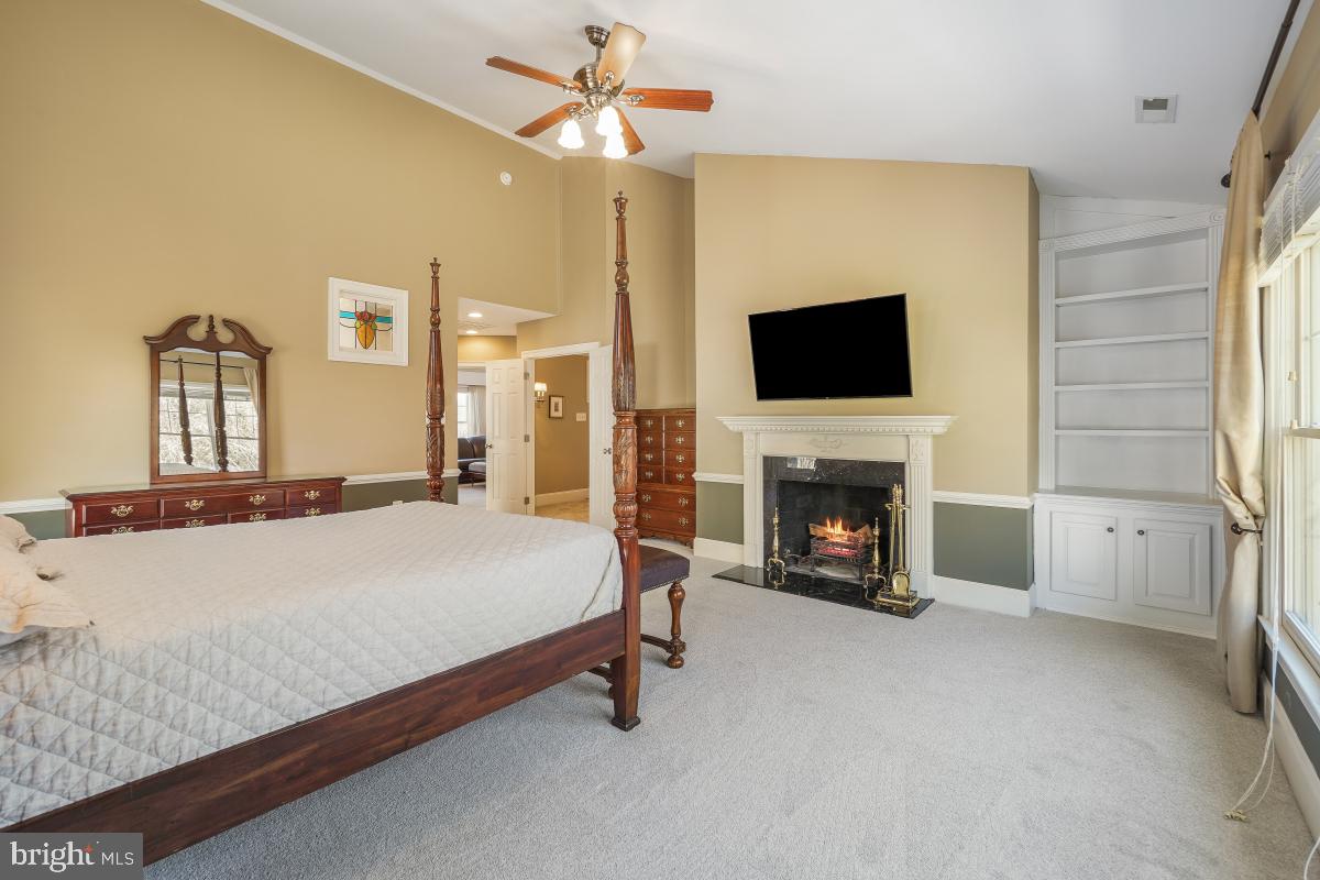 BROWNSTOWN ESTATES - Residential