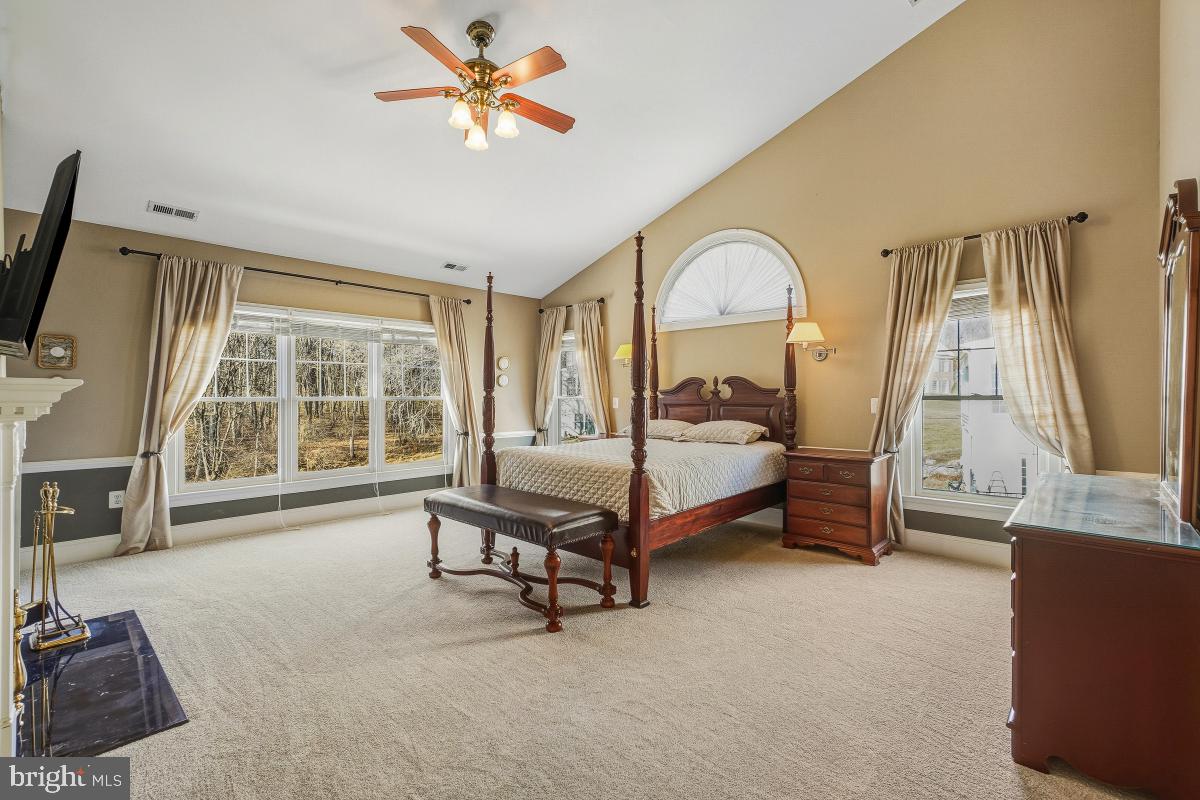 BROWNSTOWN ESTATES - Residential