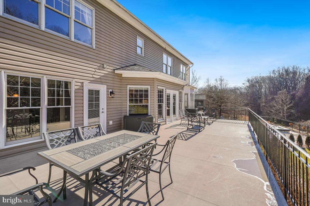 BROWNSTOWN ESTATES - Residential