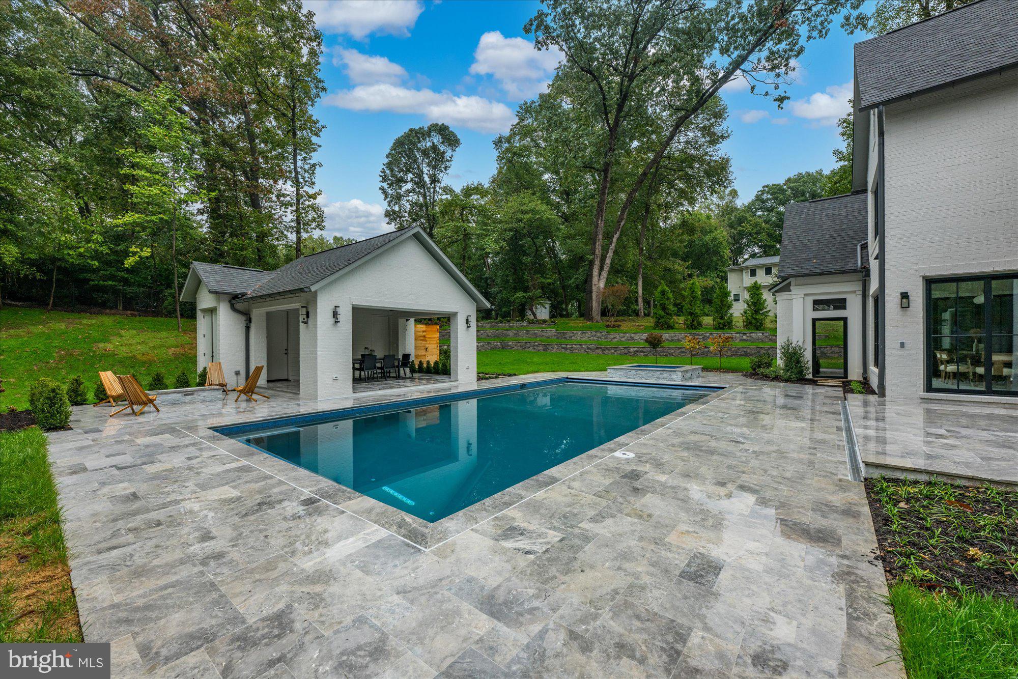 DOGWOODS - Residential