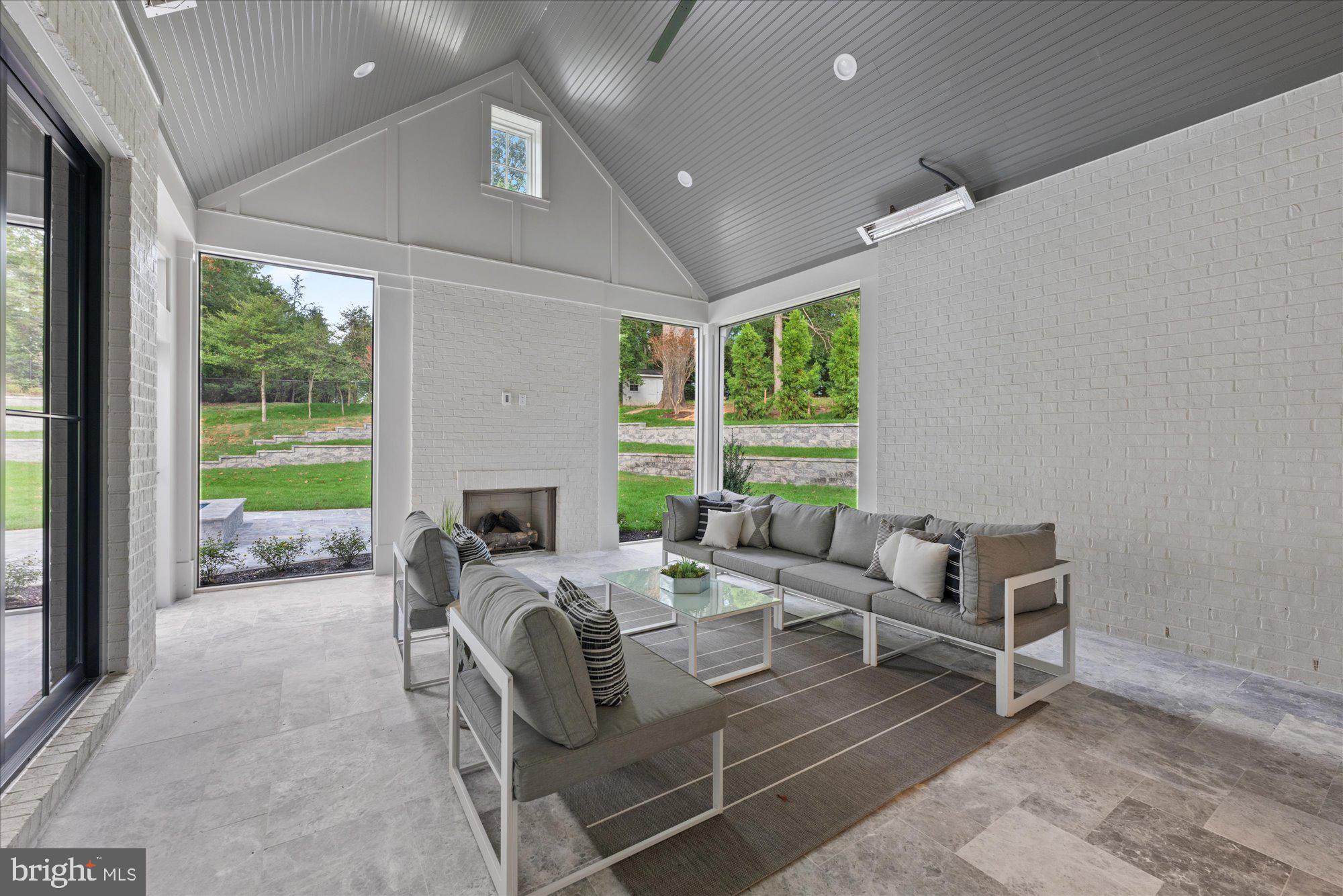 DOGWOODS - Residential