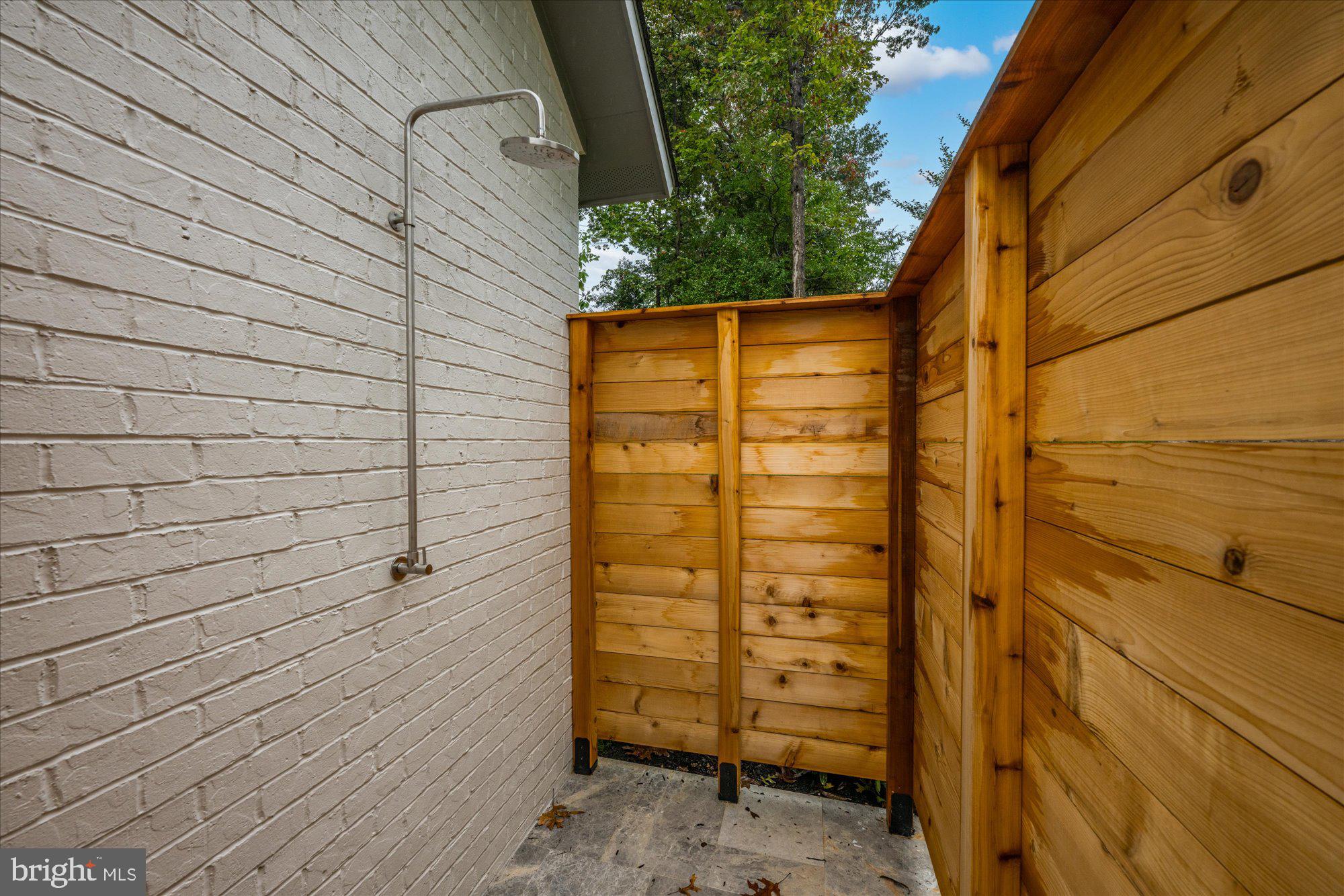 DOGWOODS - Residential