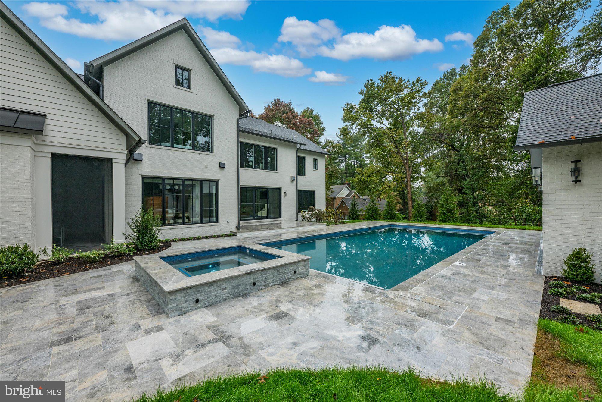 DOGWOODS - Residential