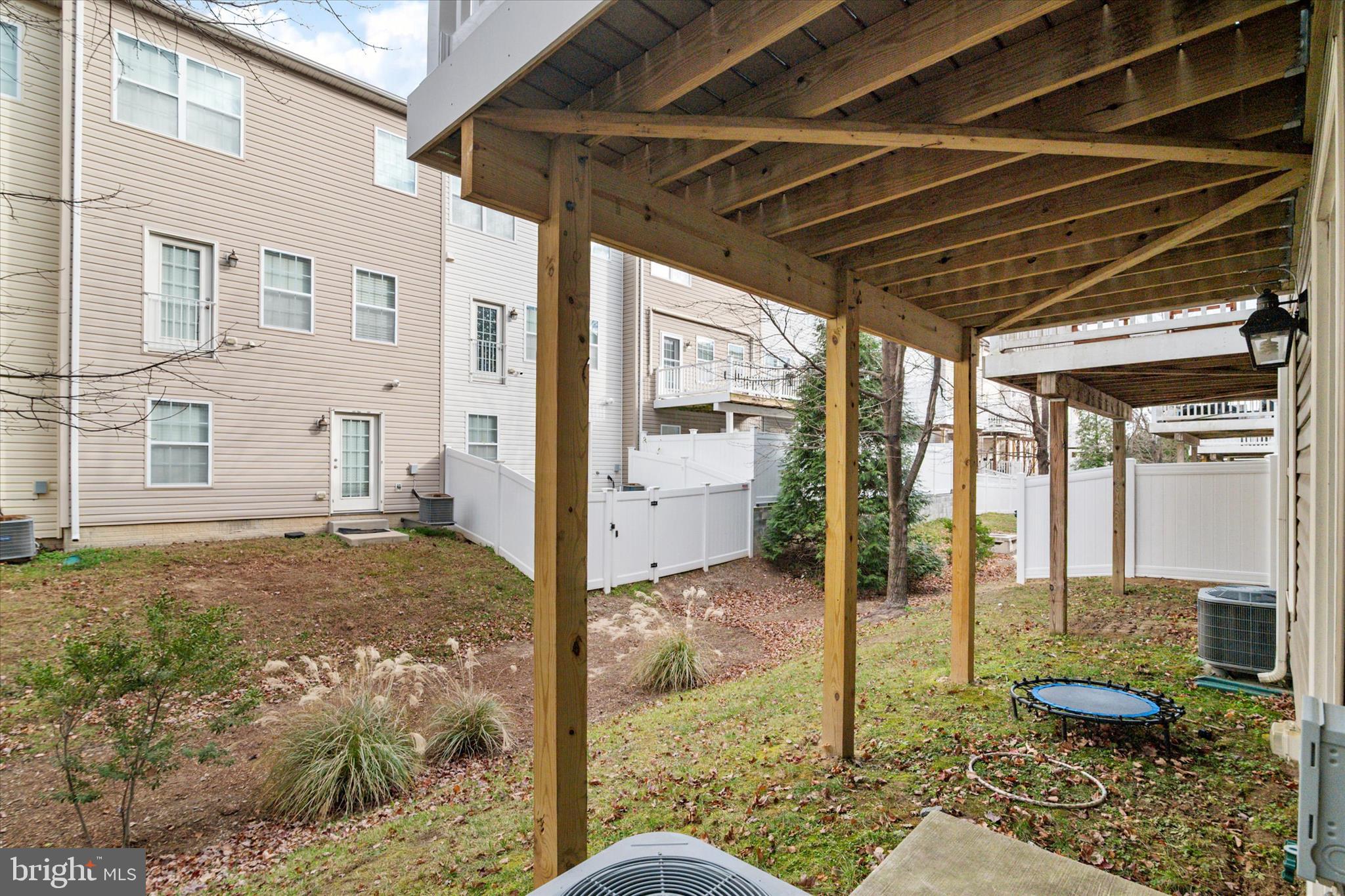 RED OAK CROSSING - Residential