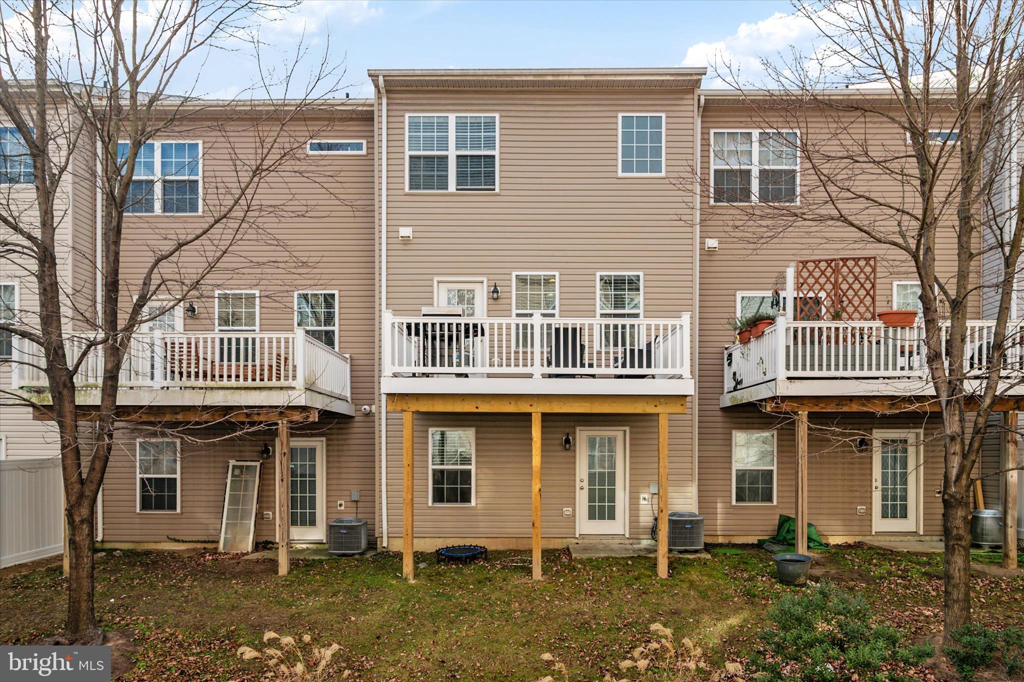 RED OAK CROSSING - Residential