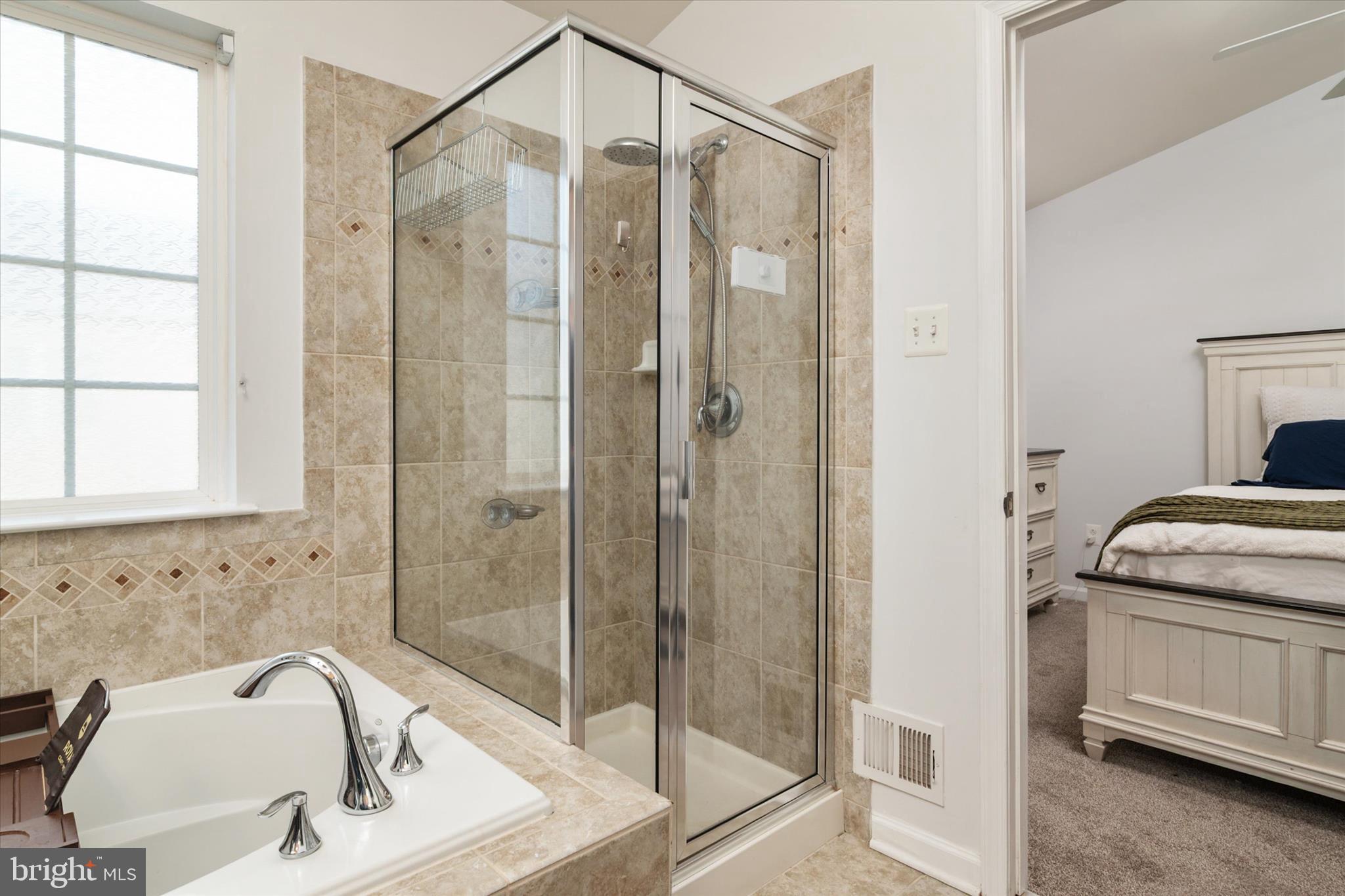 RED OAK CROSSING - Residential