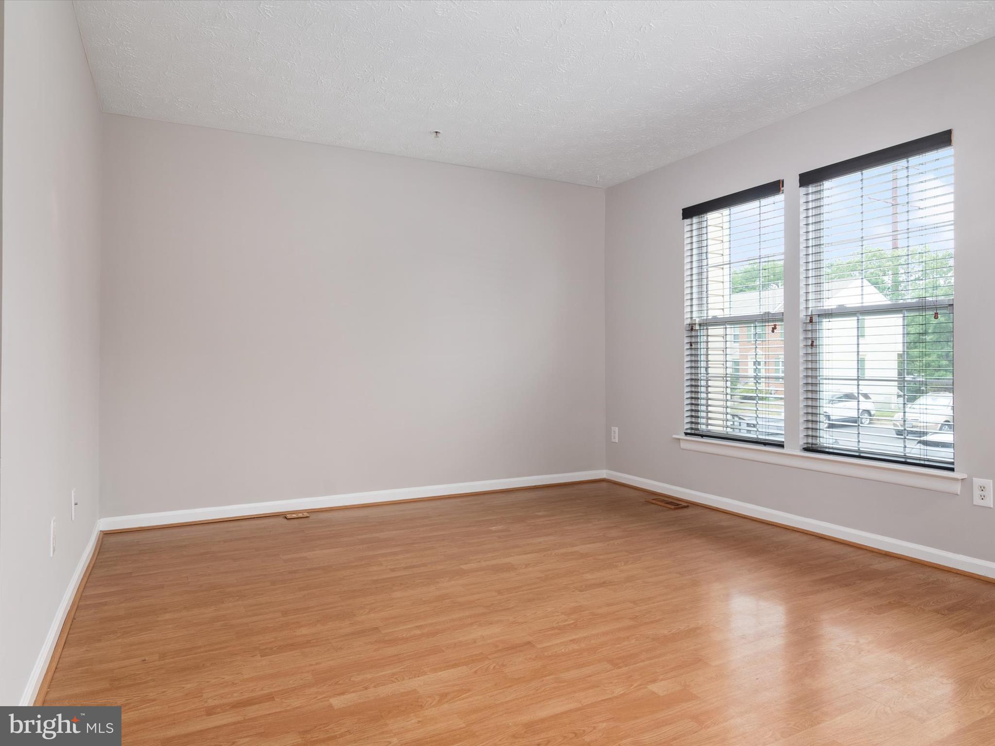 FOX CHASE - Residential