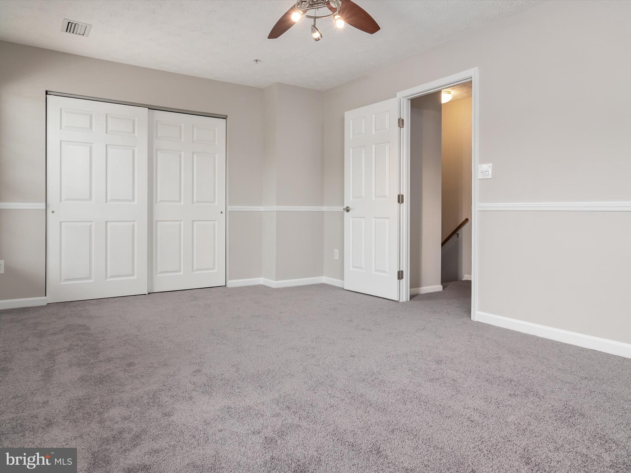 FOX CHASE - Residential