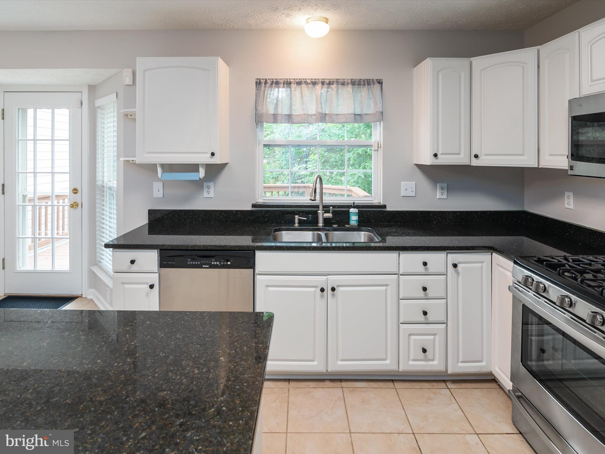 FOX CHASE - Residential