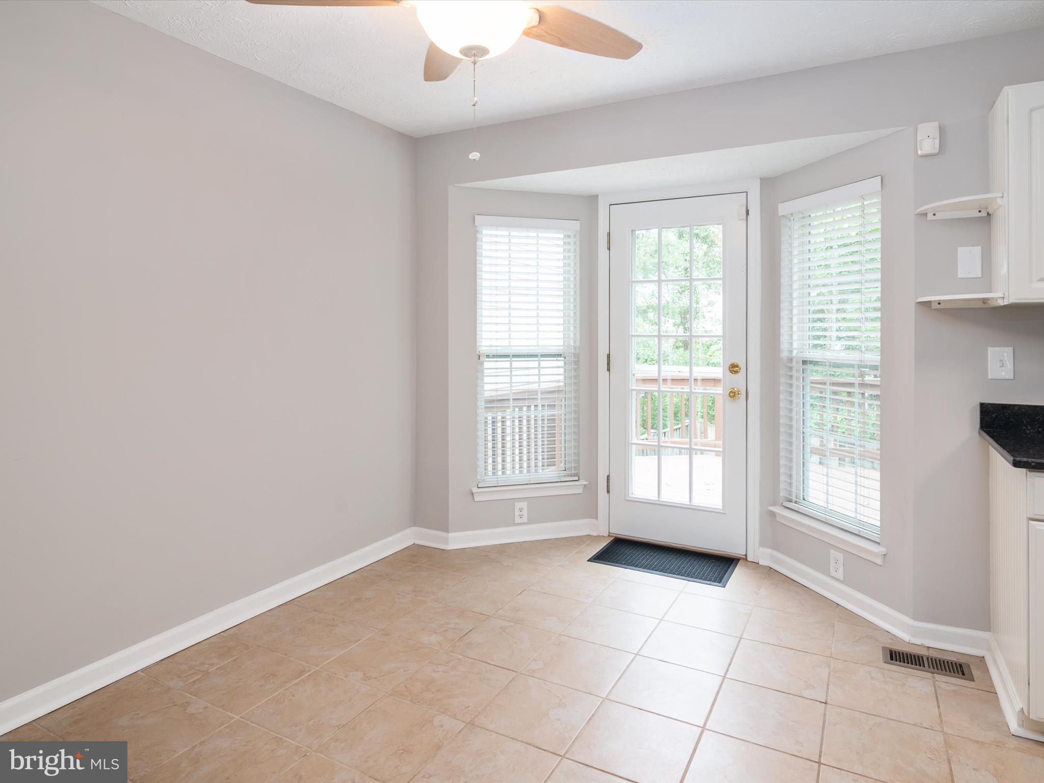 FOX CHASE - Residential