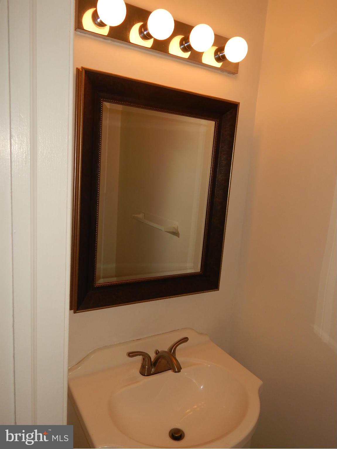 THE MEADOWS - Residential Lease