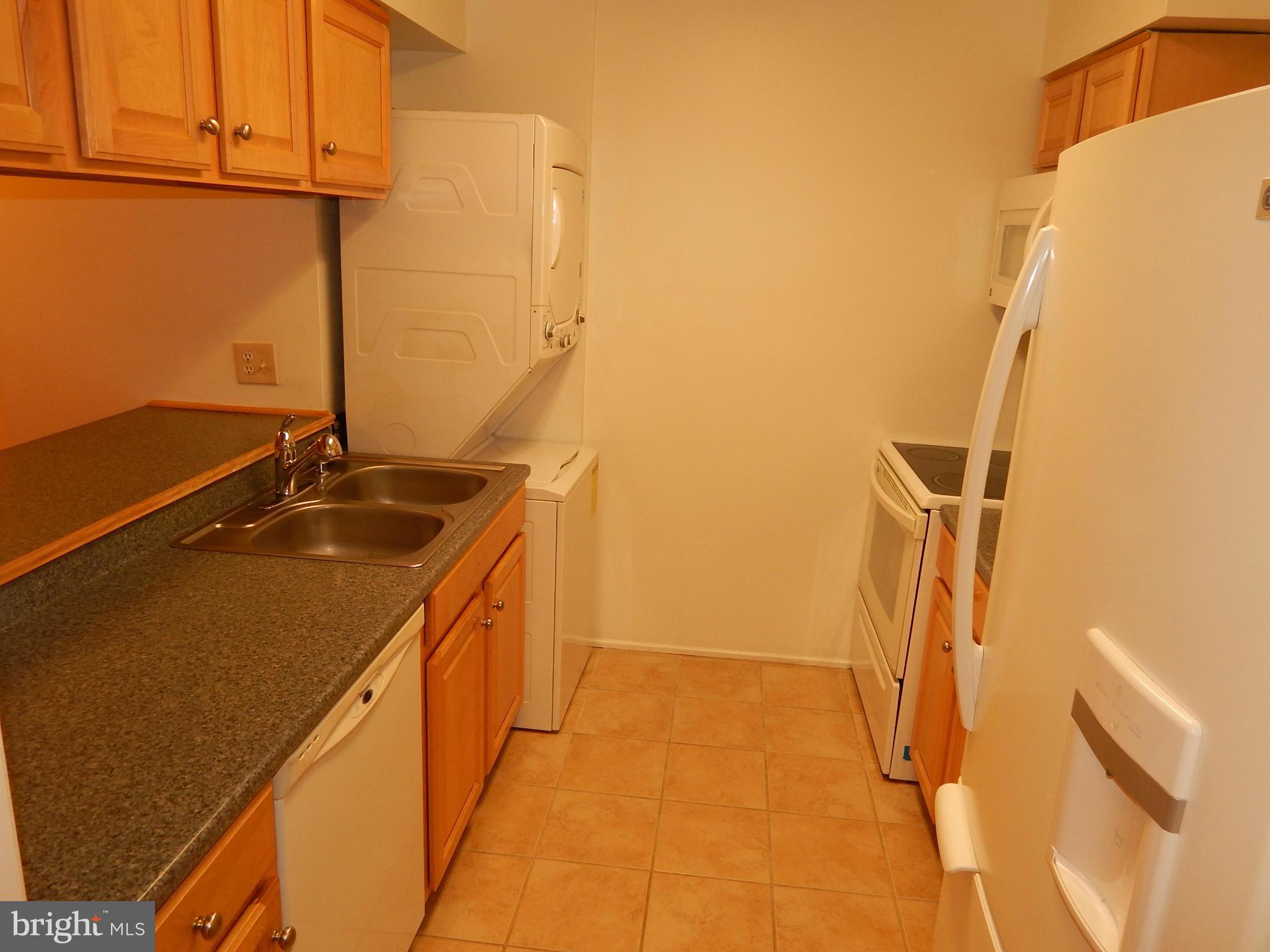 THE MEADOWS - Residential Lease