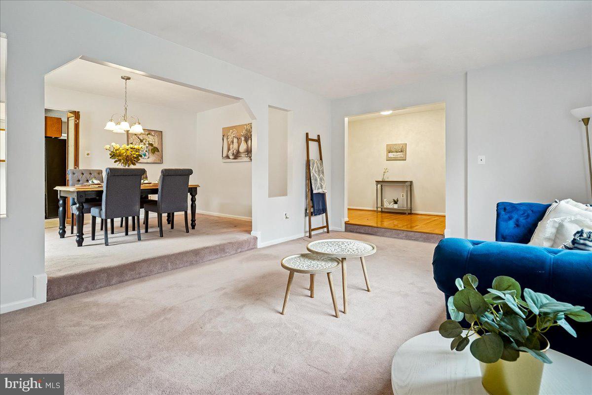 MONTCLAIR - Residential