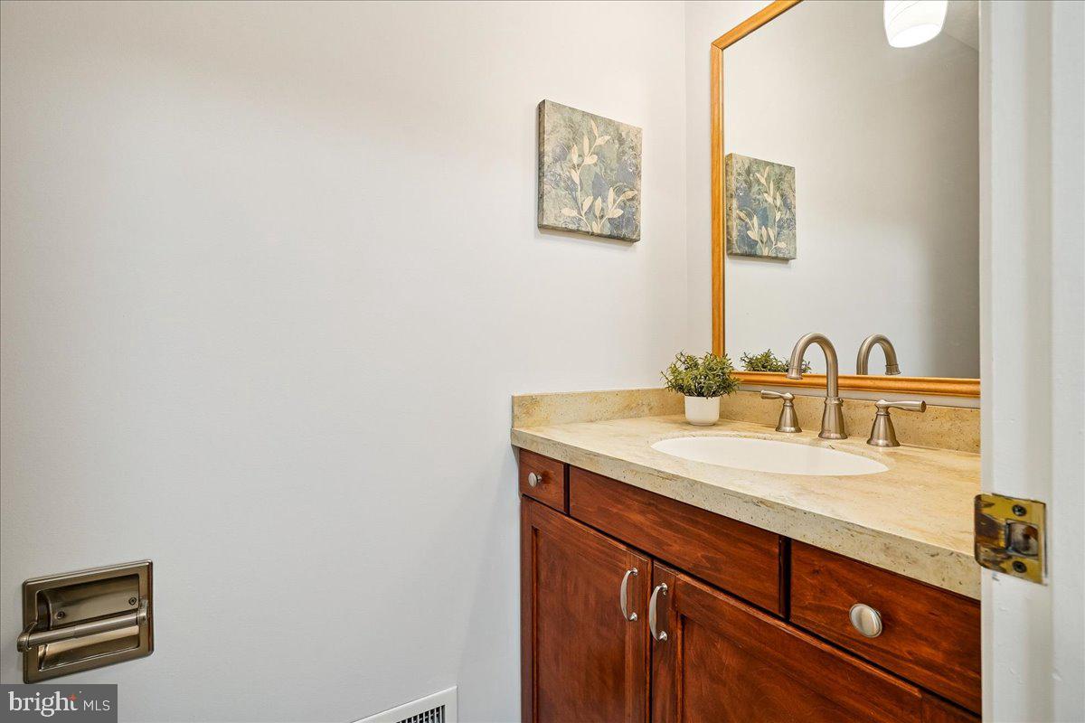 MONTCLAIR - Residential