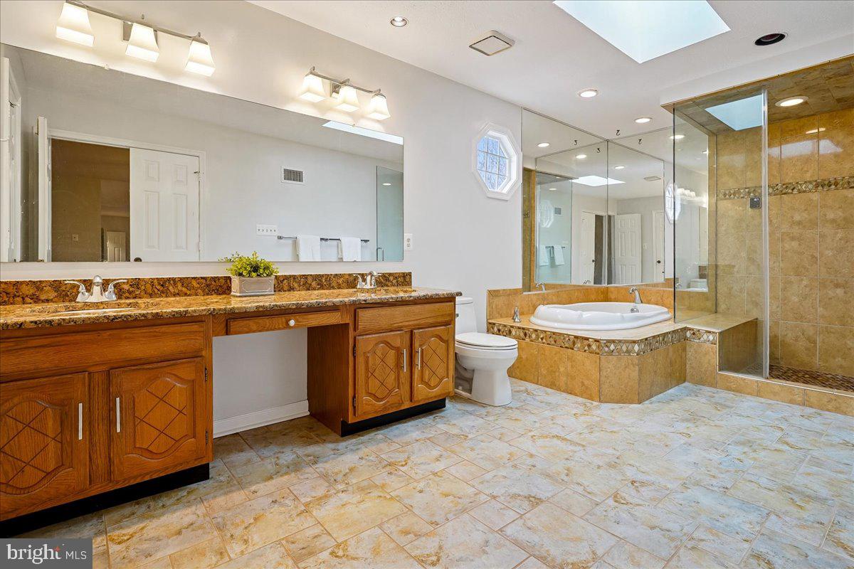 MONTCLAIR - Residential