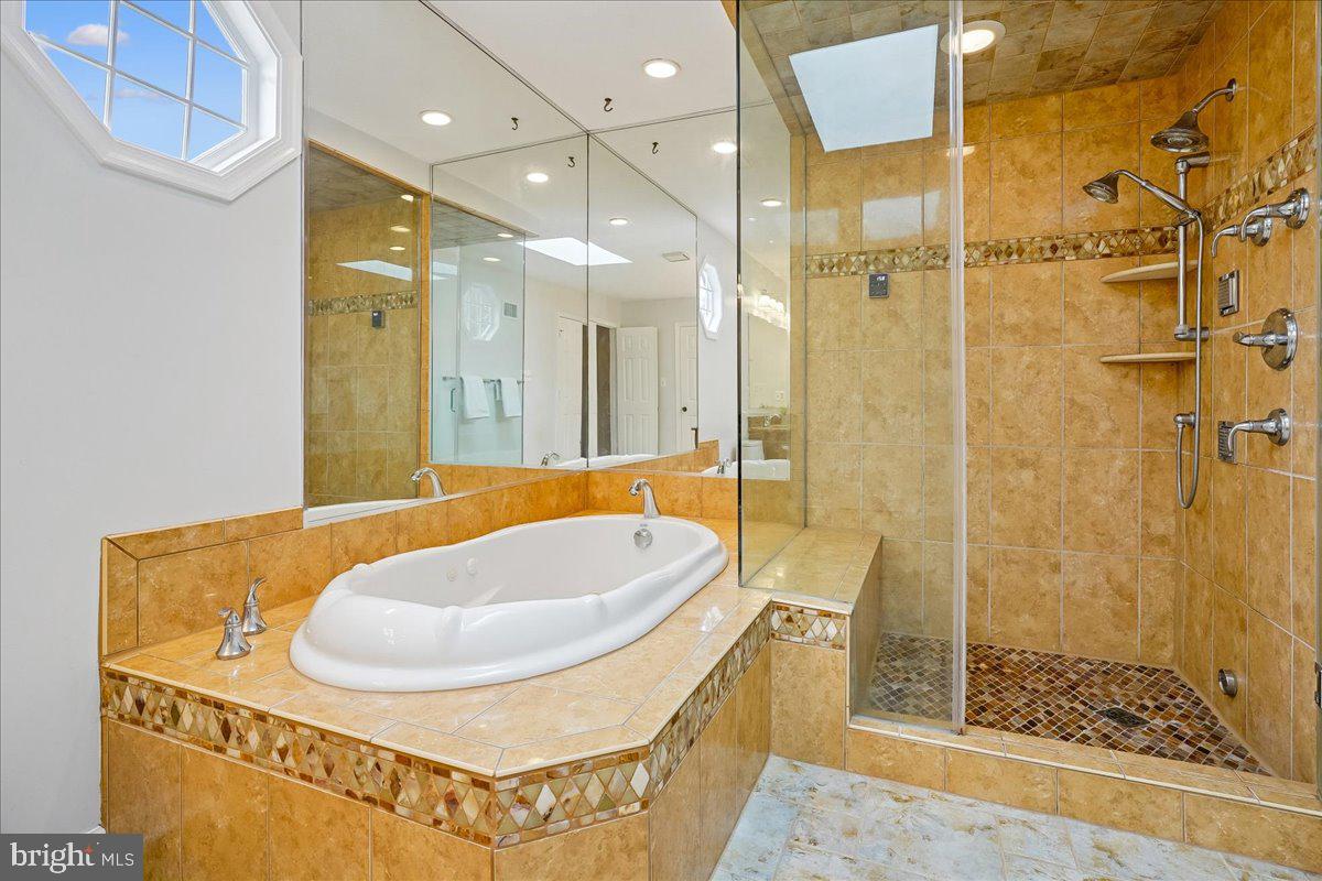 MONTCLAIR - Residential