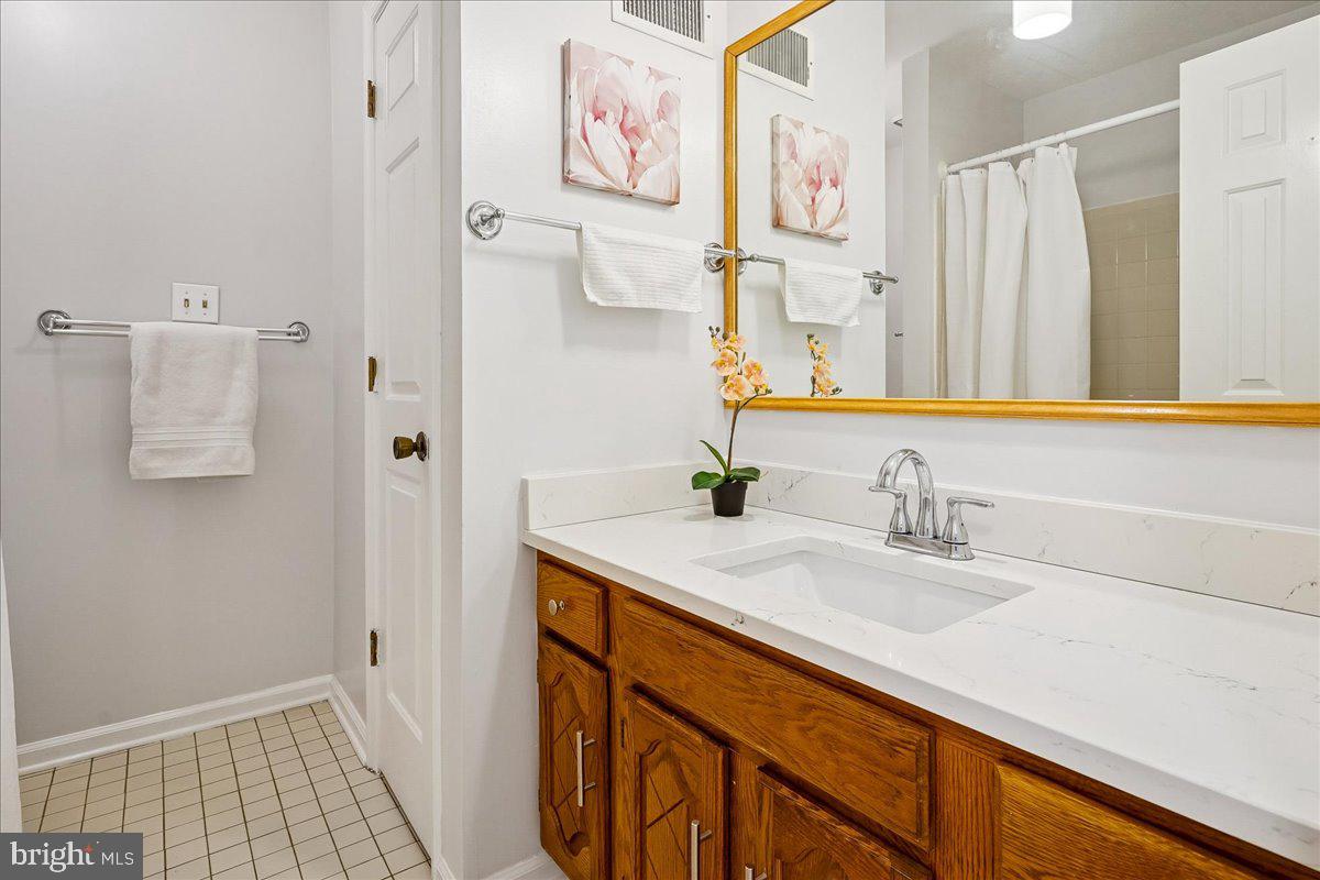 MONTCLAIR - Residential