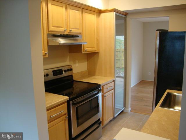 ROSEDALE ESTATES - Residential Lease