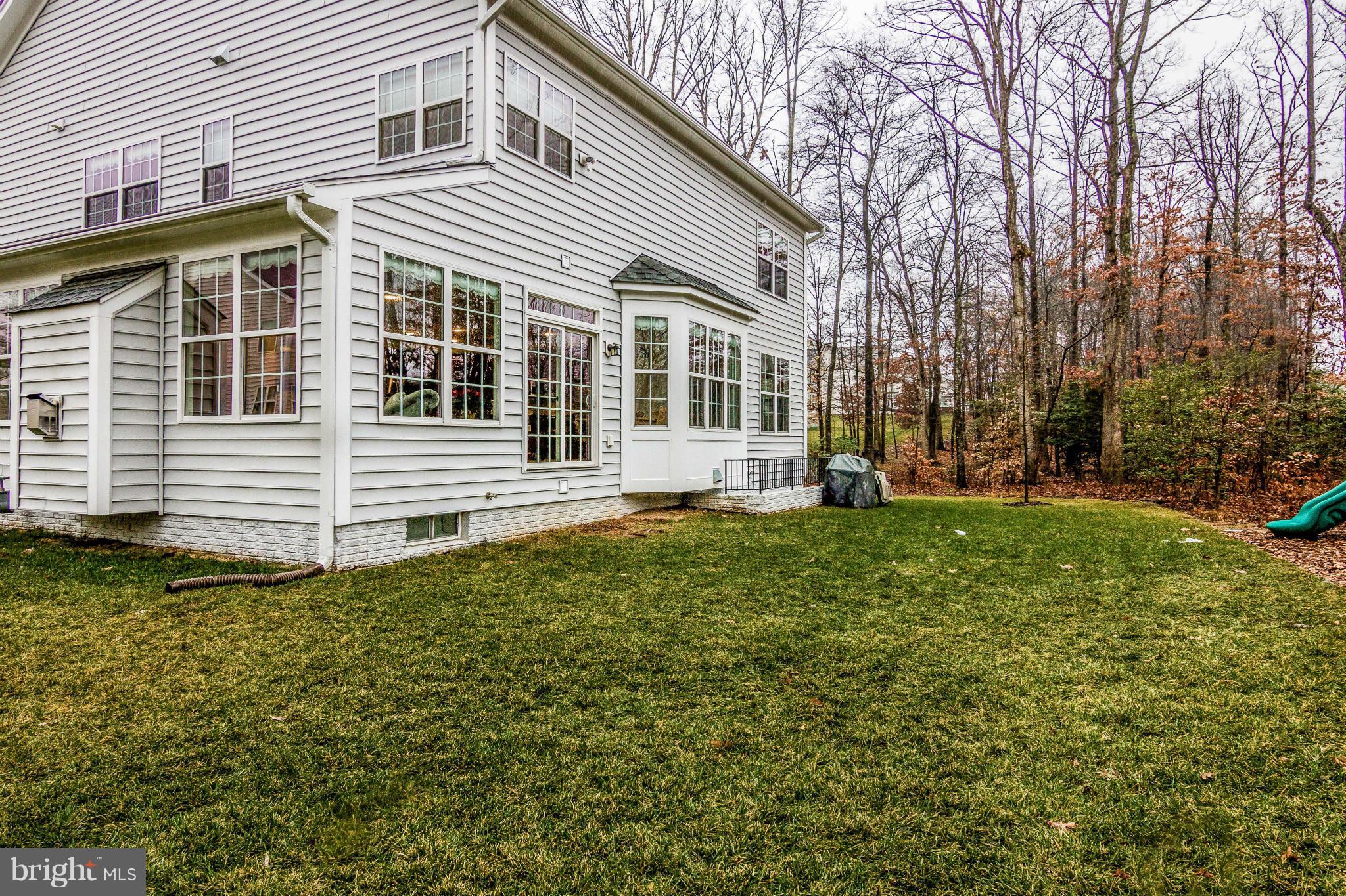 MANORS AT RIDGEFIELD ESTATES - Residential