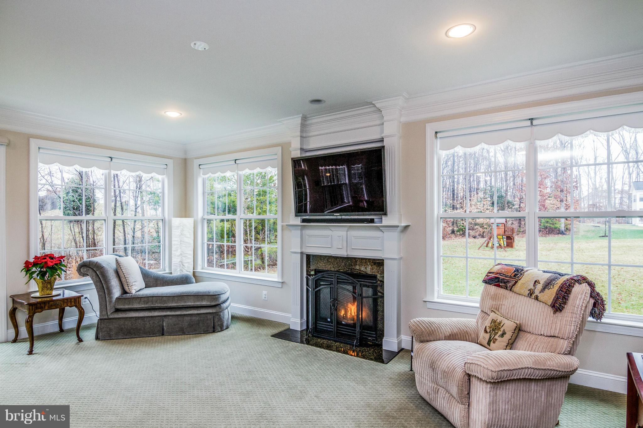 MANORS AT RIDGEFIELD ESTATES - Residential