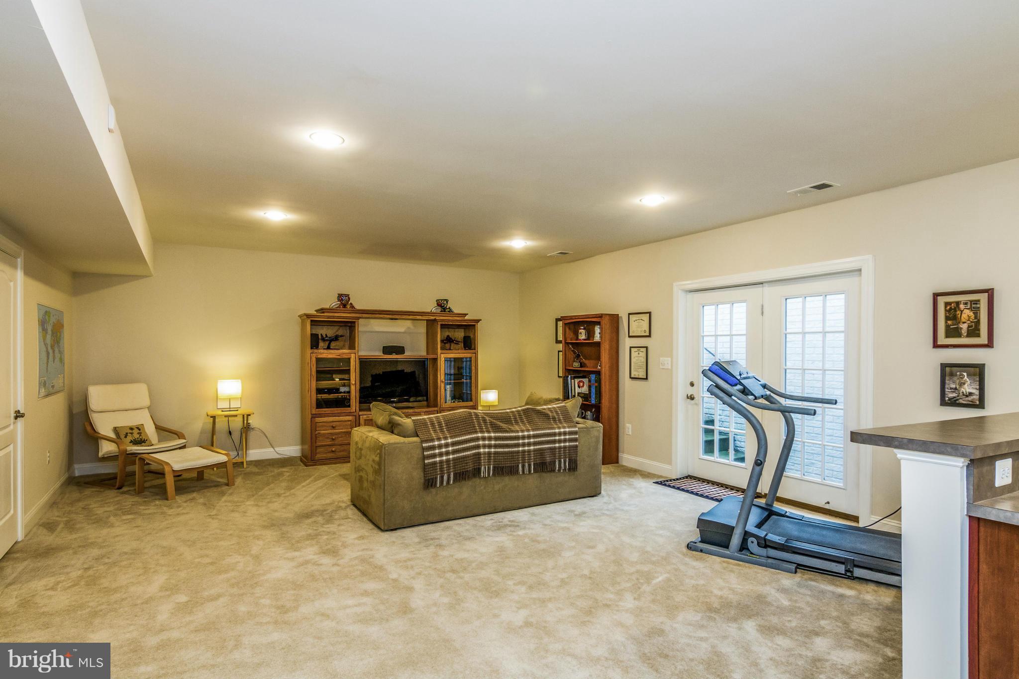 MANORS AT RIDGEFIELD ESTATES - Residential