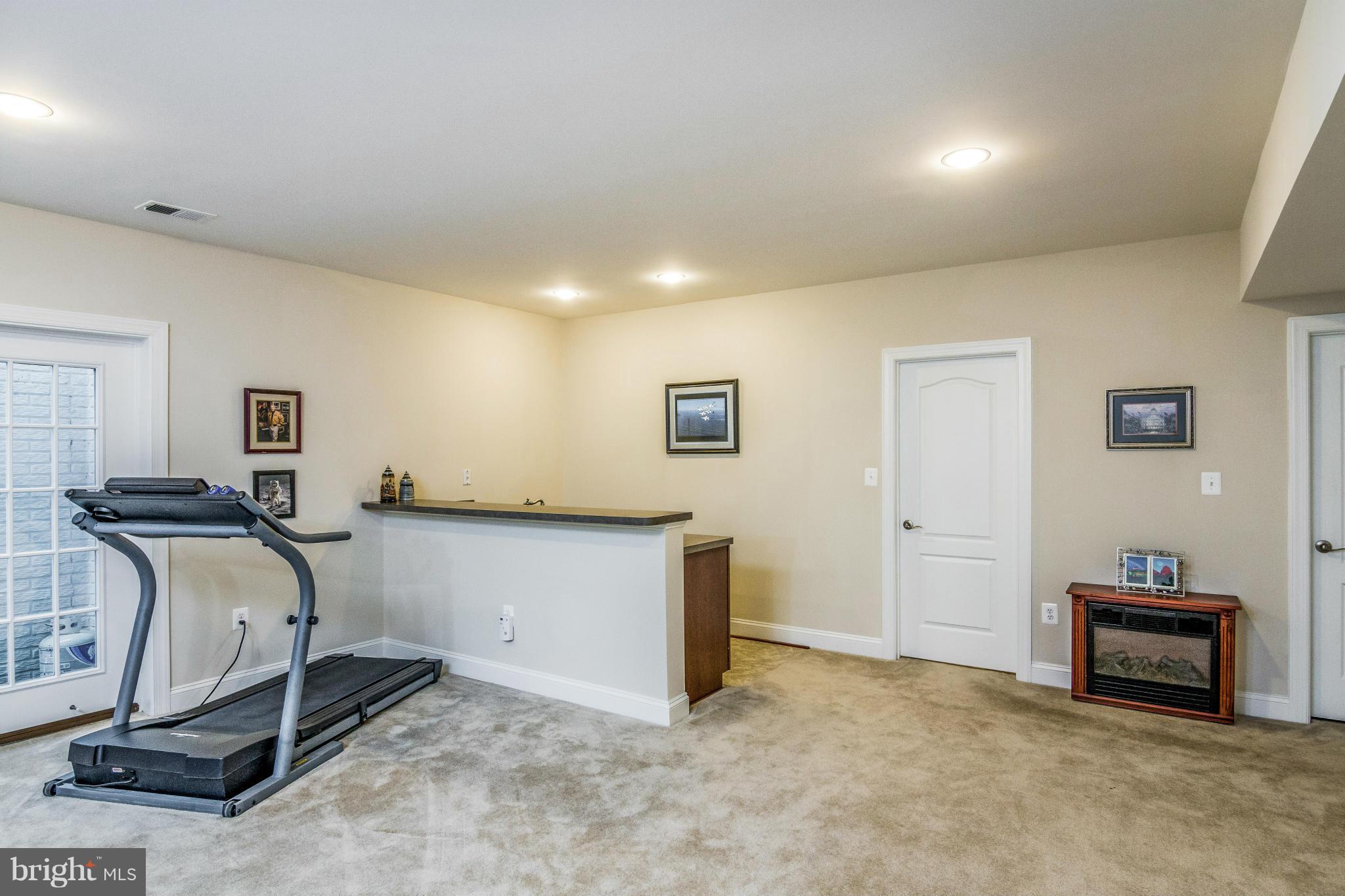 MANORS AT RIDGEFIELD ESTATES - Residential