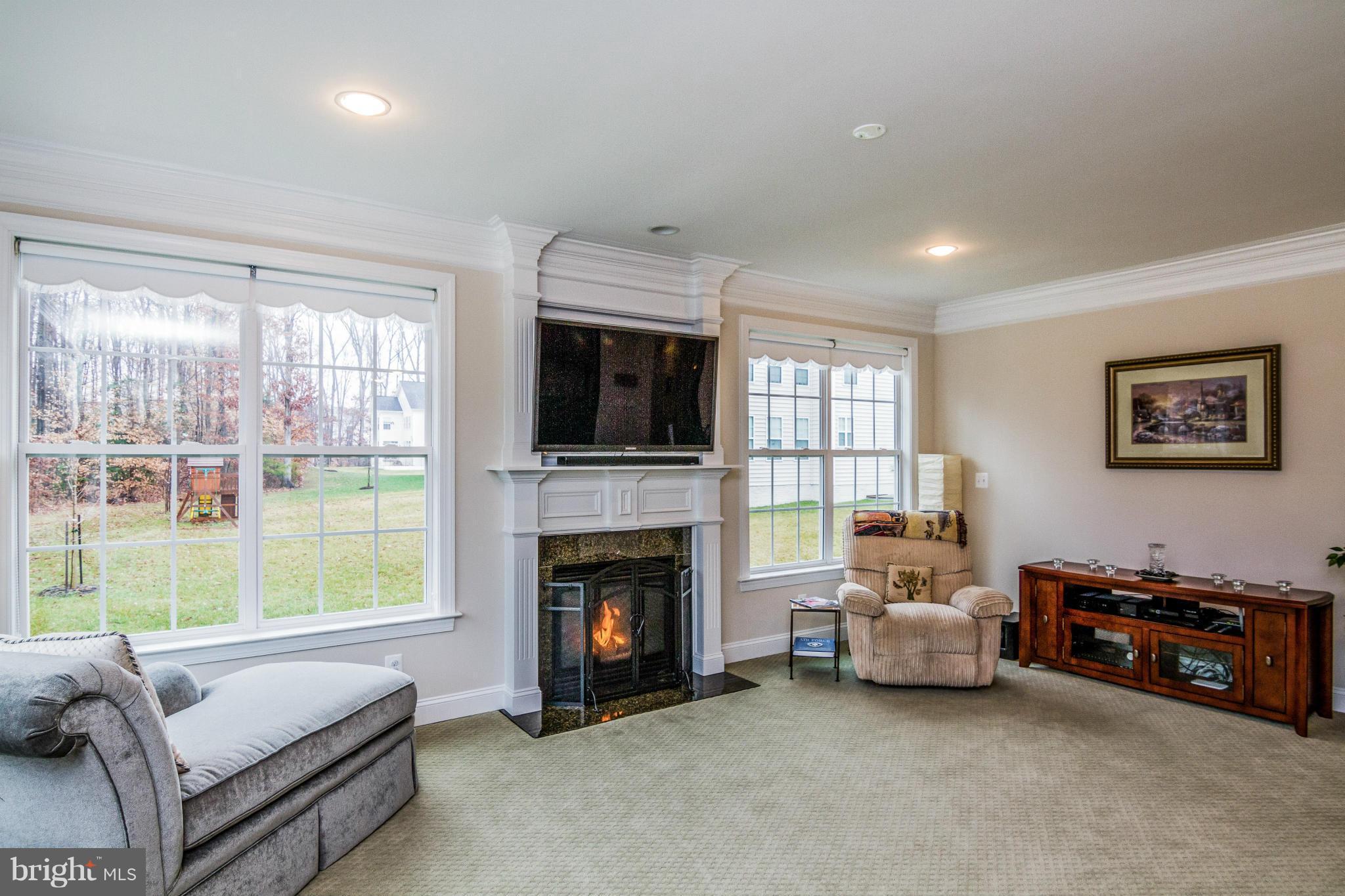 MANORS AT RIDGEFIELD ESTATES - Residential